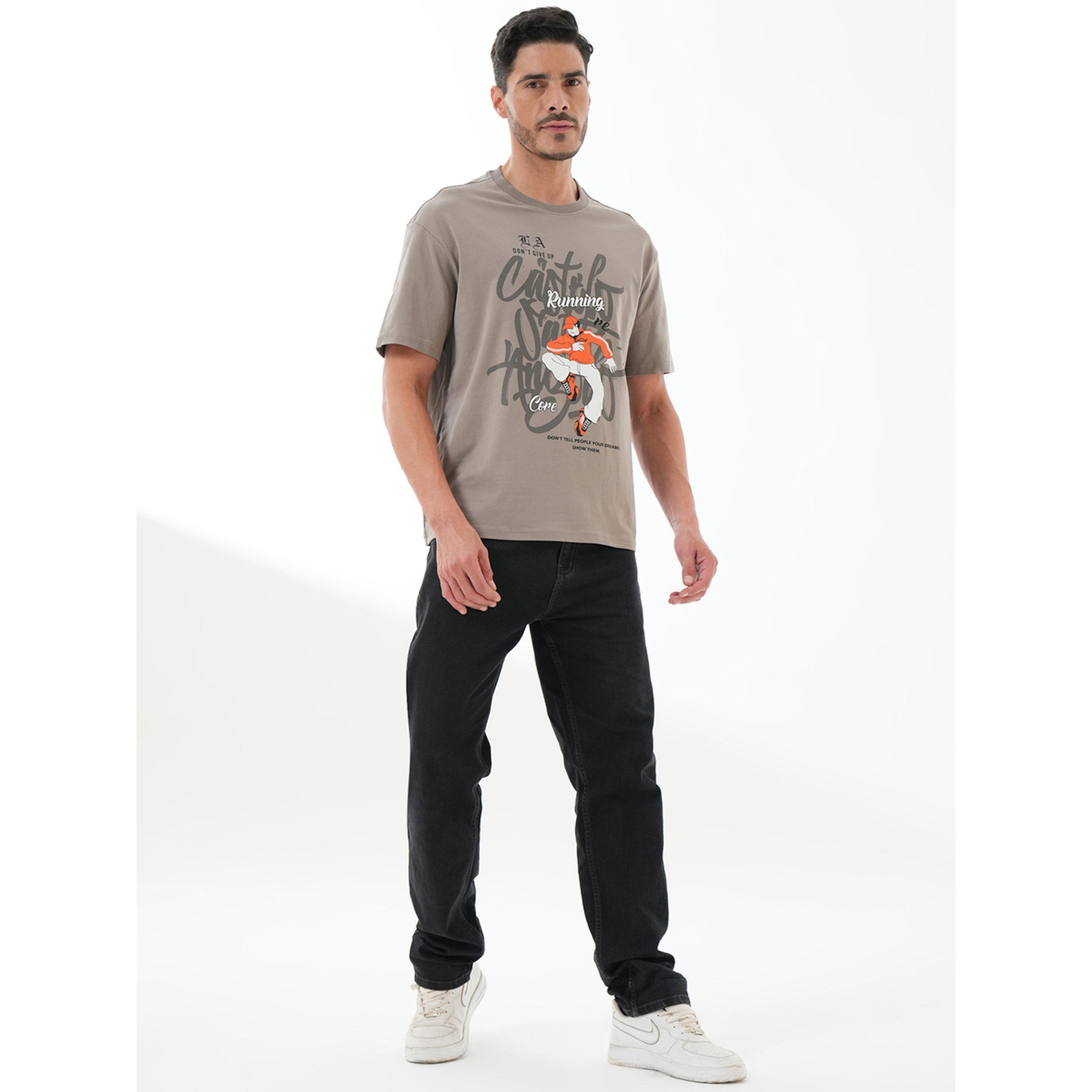 تيشيرت بأكمام قصيرة وياقة دائرية وطبعة رسومات باللون الرمادي-men-clothing-tshirtsandpolos-tshirts-image-2