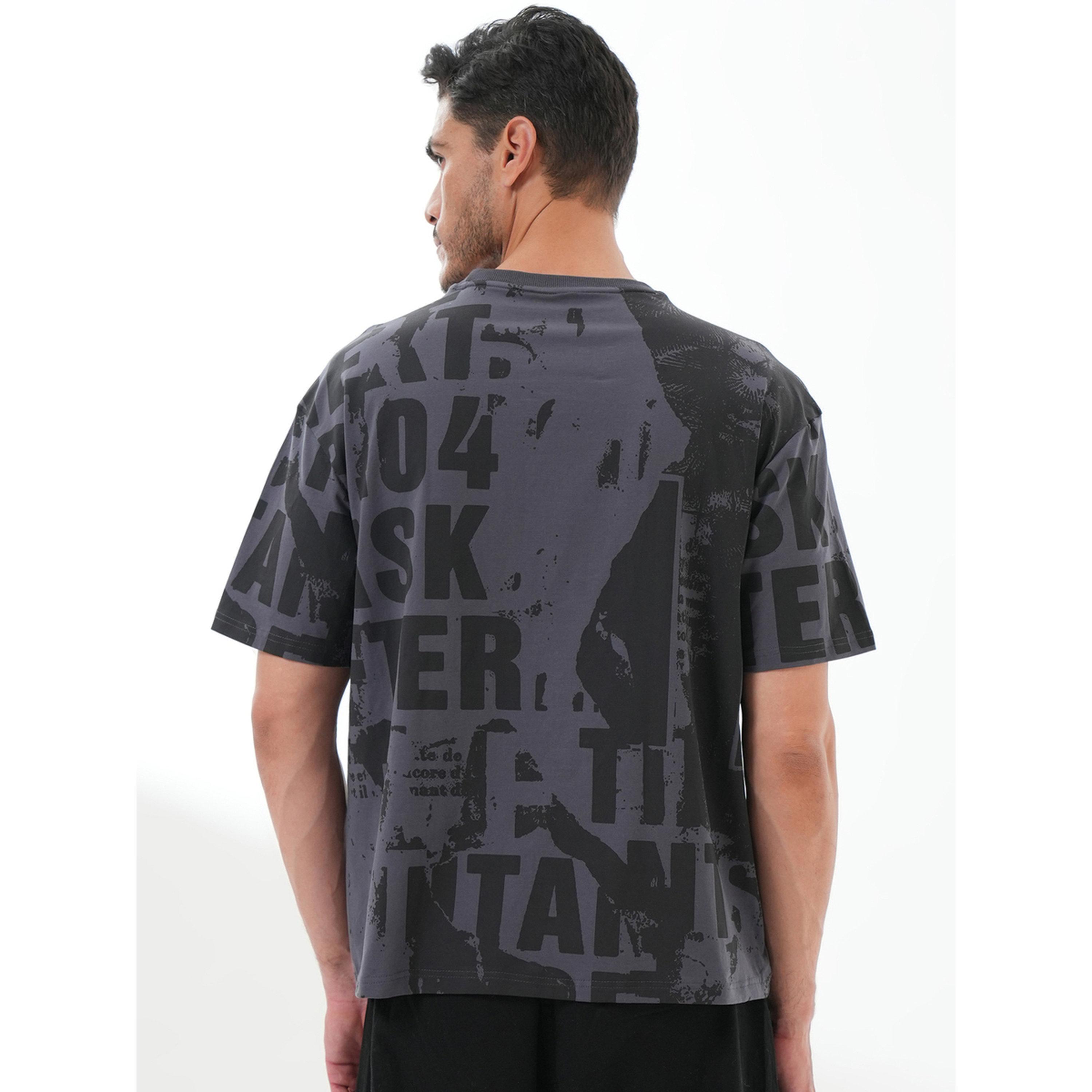 تيشيرت بياقة دائرية وطبعة رسومات كاسية باللون الرمادي-men-clothing-tshirtsandpolos-tshirts-image-5