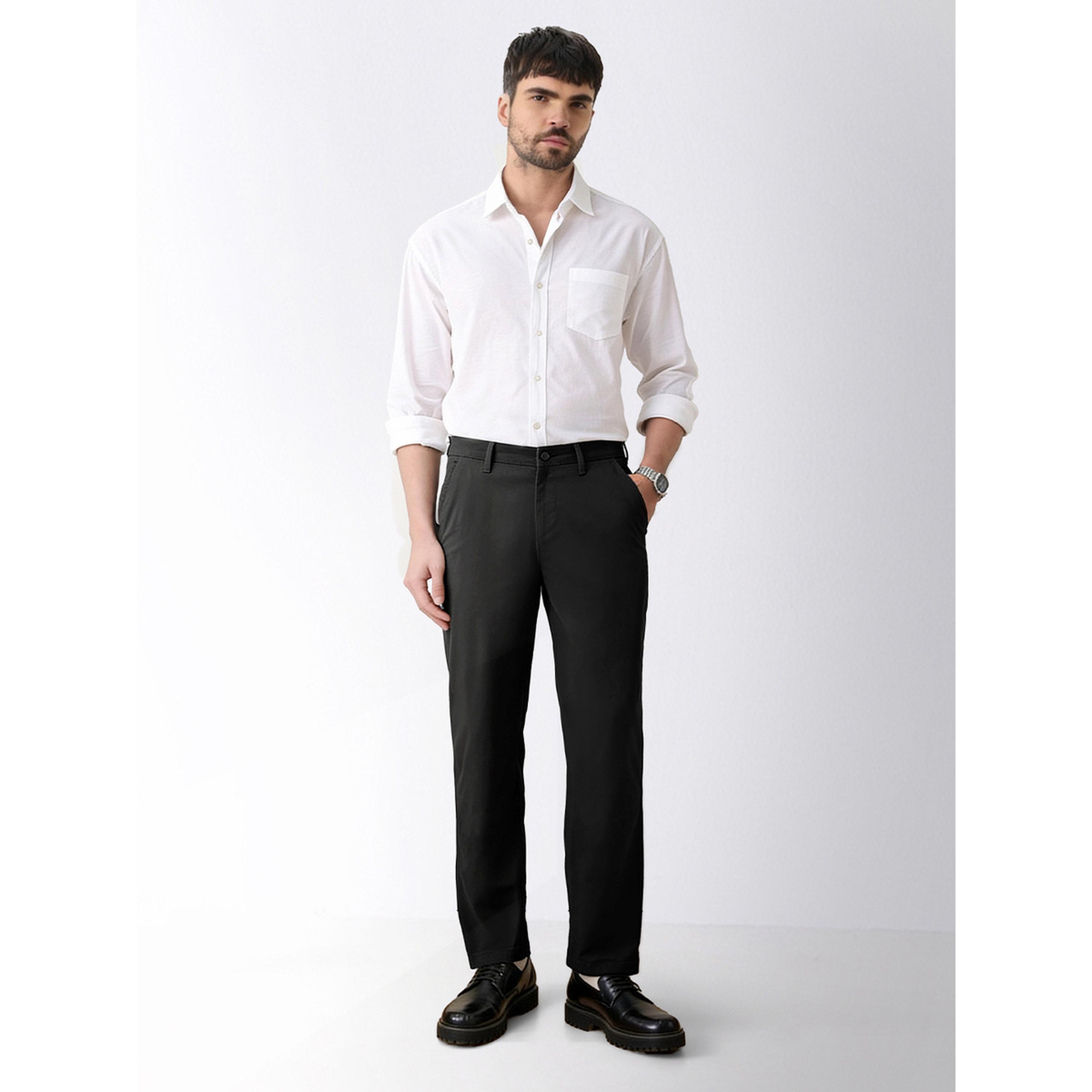 بنطال بقصة كلاسيكية للرجال باللون الأسود-men-clothing-trousersandchinos-trousers-image-4