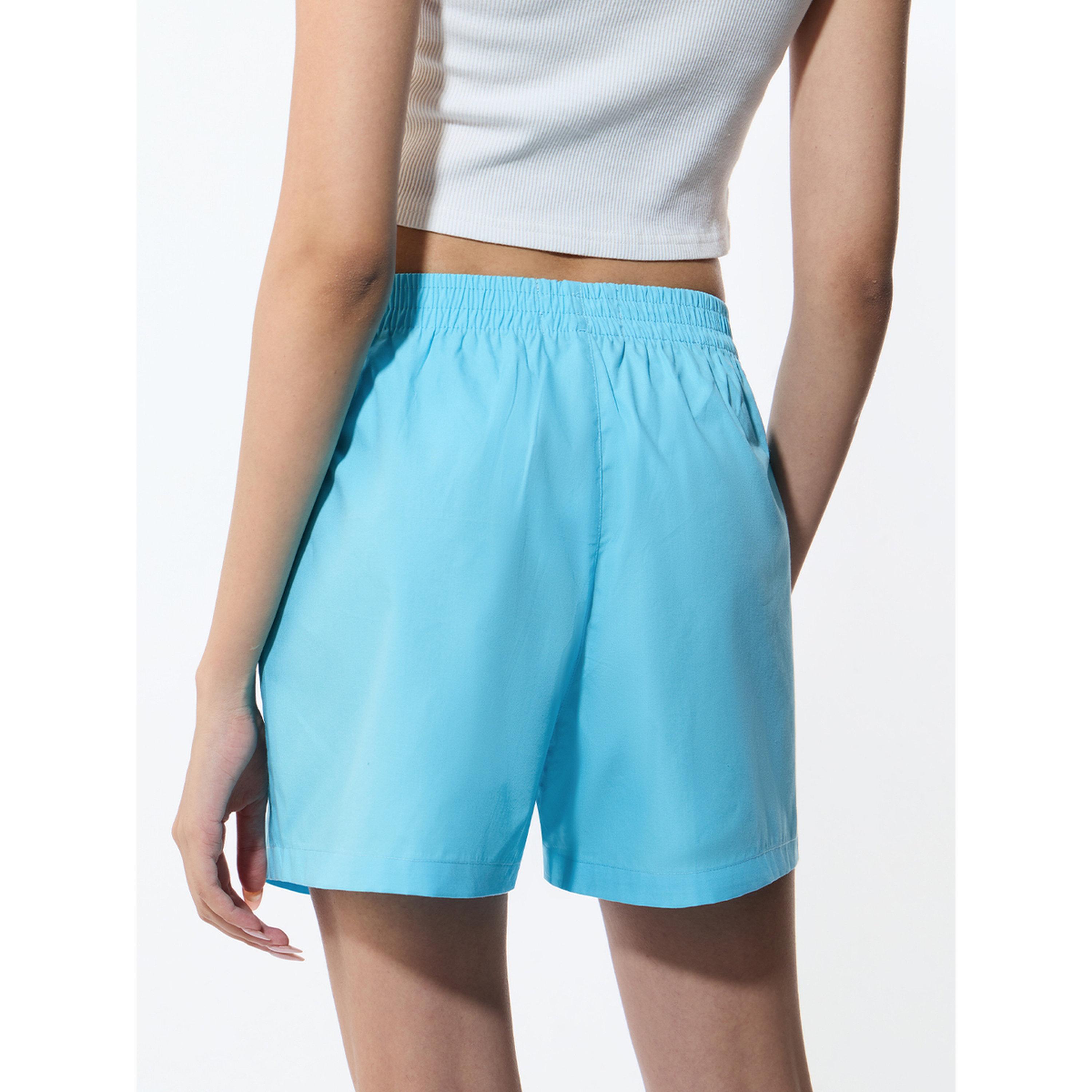 شورت كاجوال أزرق بتطريز باور بوف غيرلز-women-clothing-shorts-image-4