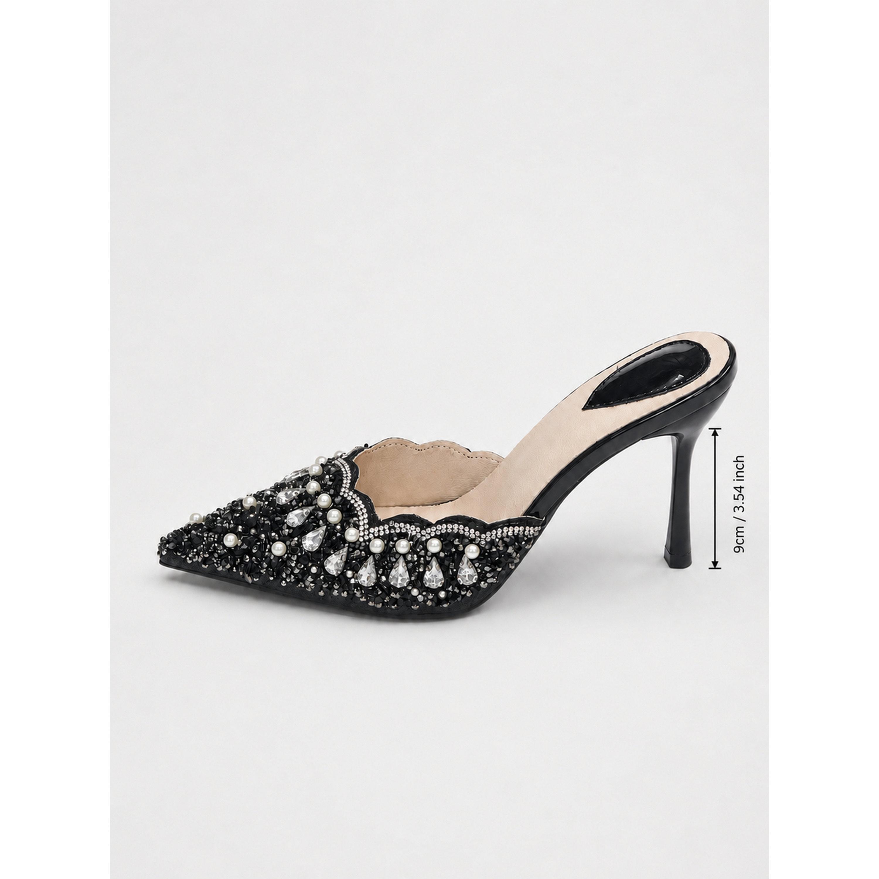 صندل بكعب رفيع ومزين باللون الأسود-women-shoes-heels-image-3