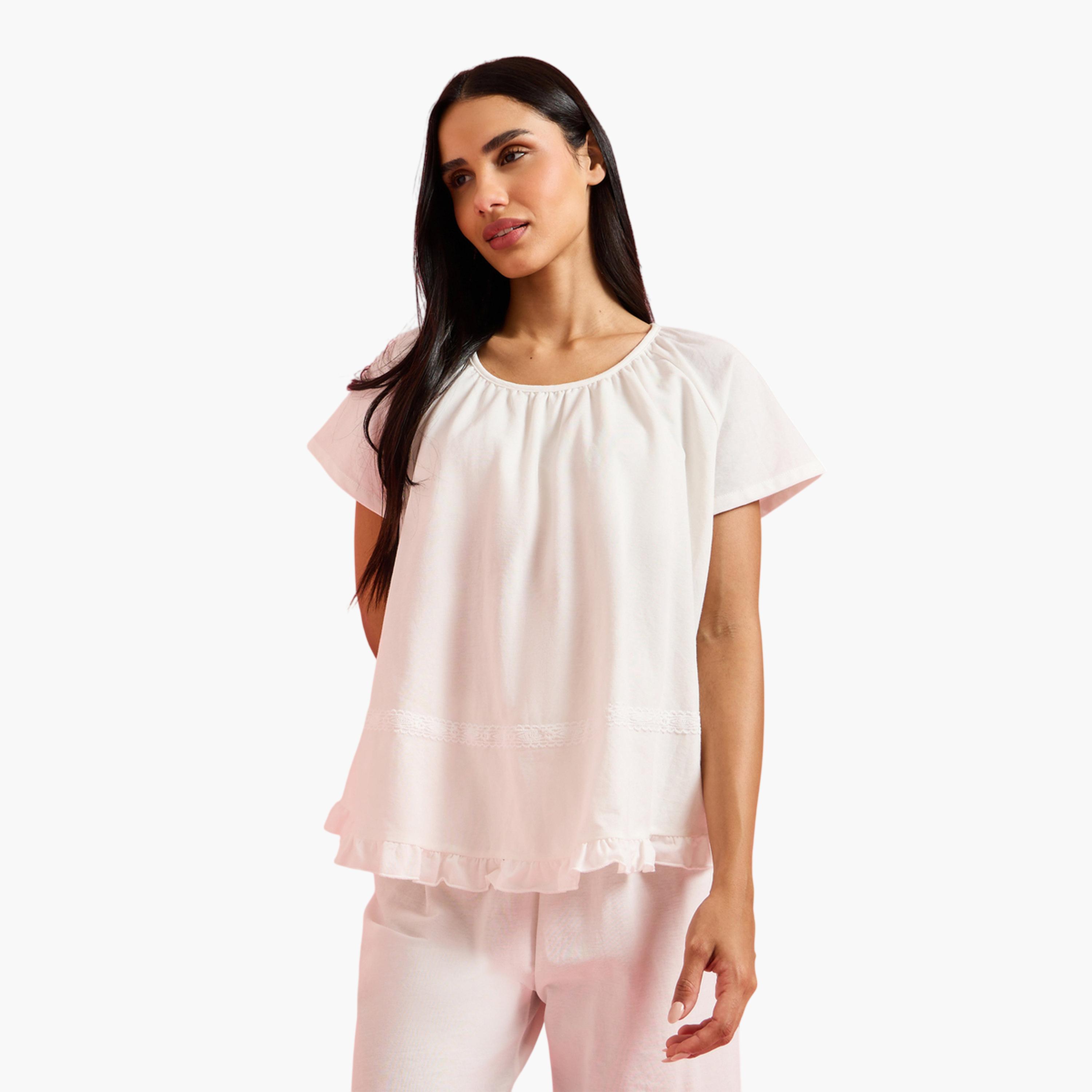طقم بيجاما من بنطال وبلوزة بتفاصيل كشكشة سادة باللون الأبيض-women-clothing-nightwear-pyjamas-longsets-image-2
