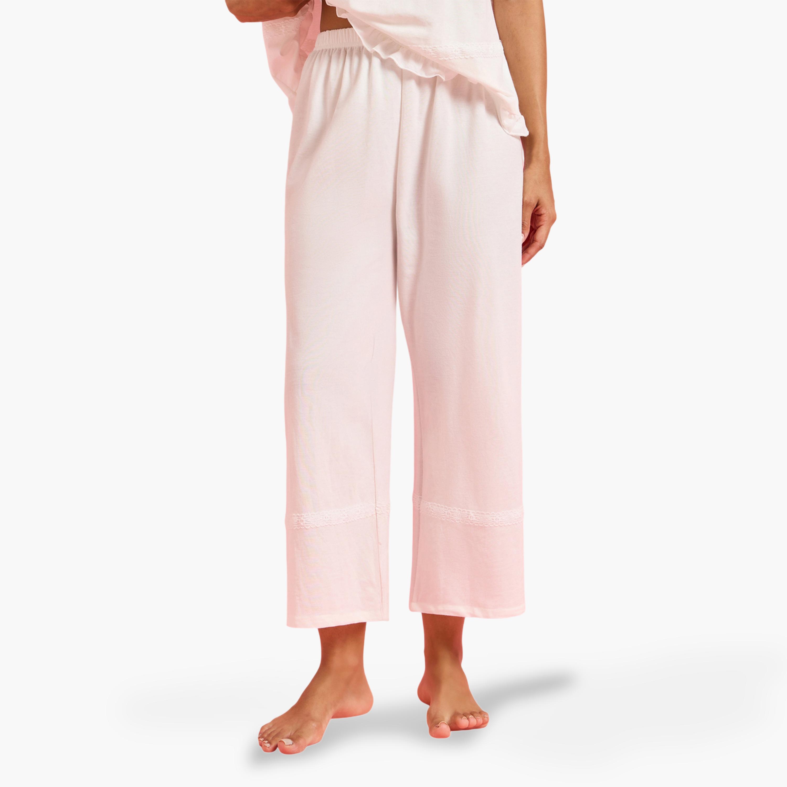 طقم بيجاما من بنطال وبلوزة بتفاصيل كشكشة سادة باللون الأبيض-women-clothing-nightwear-pyjamas-longsets-image-4
