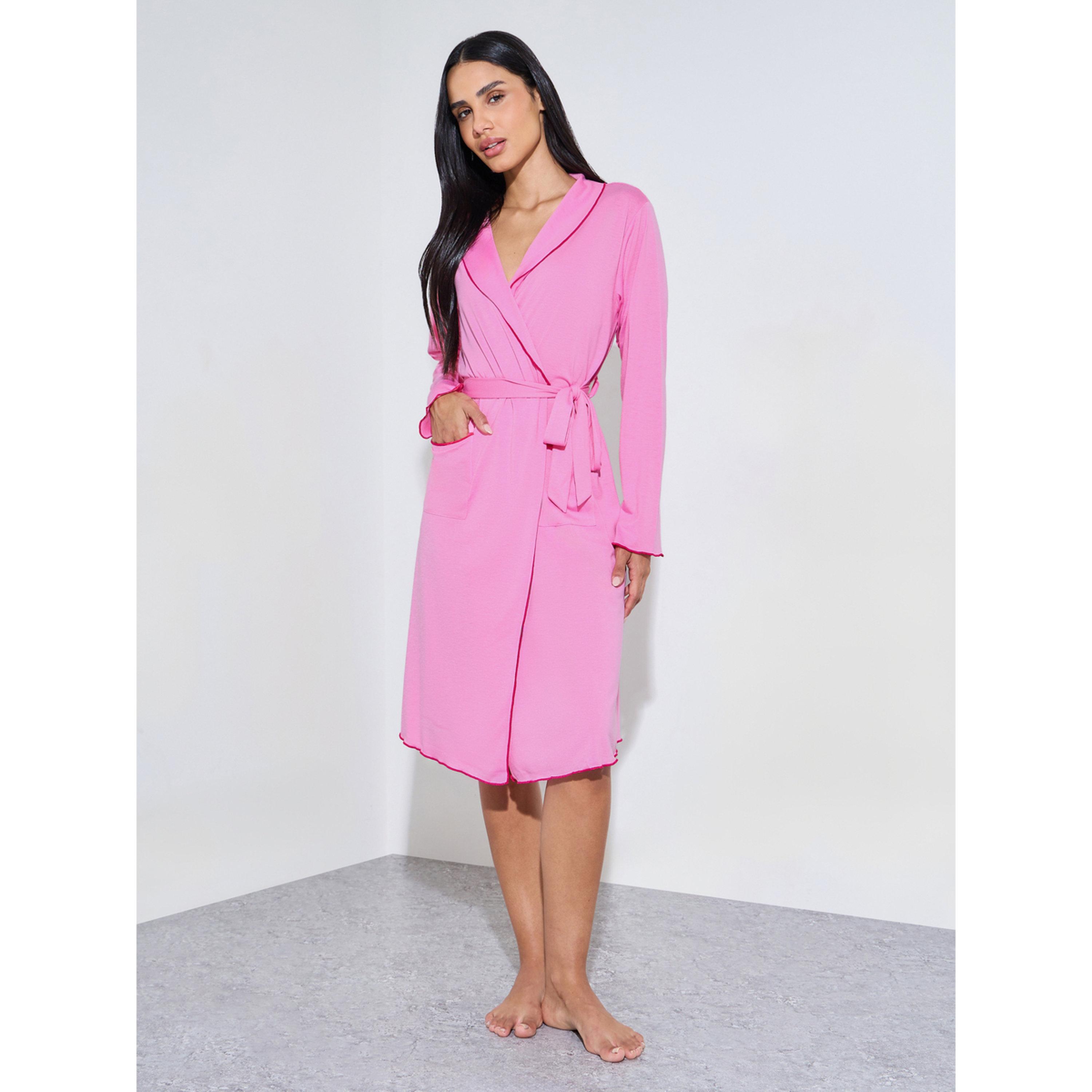 روب محبوك برباط خصر وجيوب سادة باللون الوردي-women-clothing-nightwear-robes-image-2