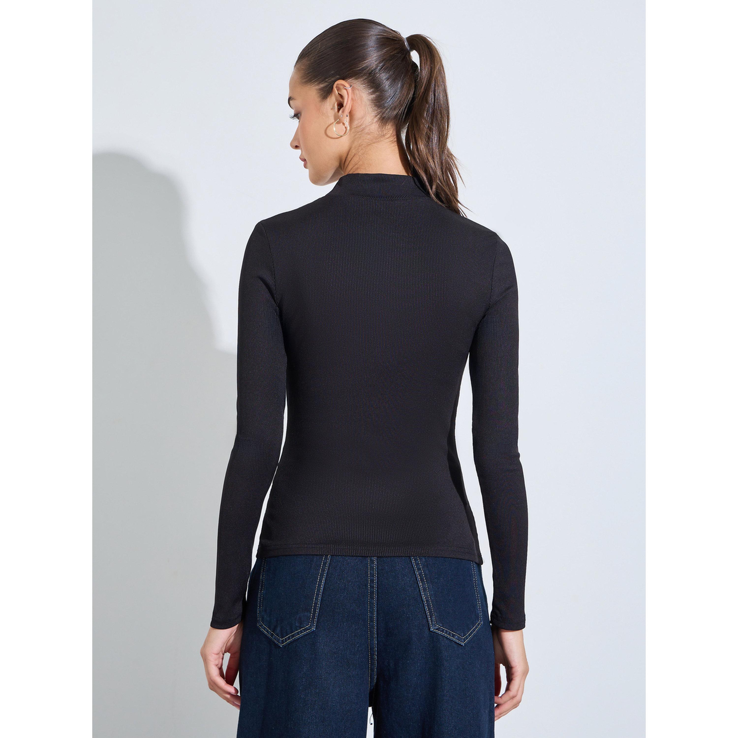 بلوزة ضيقة بتفاصيل مضلعة وياقة عالية سادة باللون الأسود-women-clothing-shirtsandblouses-blouses-image-3