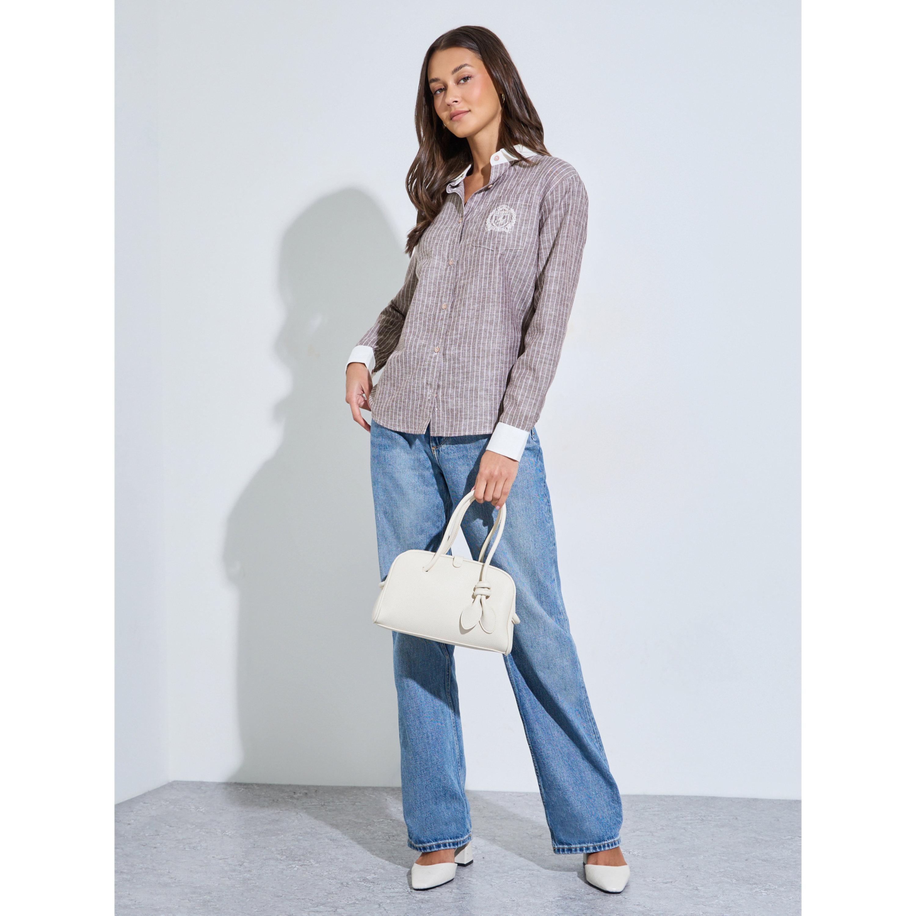 بلوزة مخططة بأكمام طويلة وتطريز على الجيب باللون البني-women-clothing-shirtsandblouses-shirts-image-2