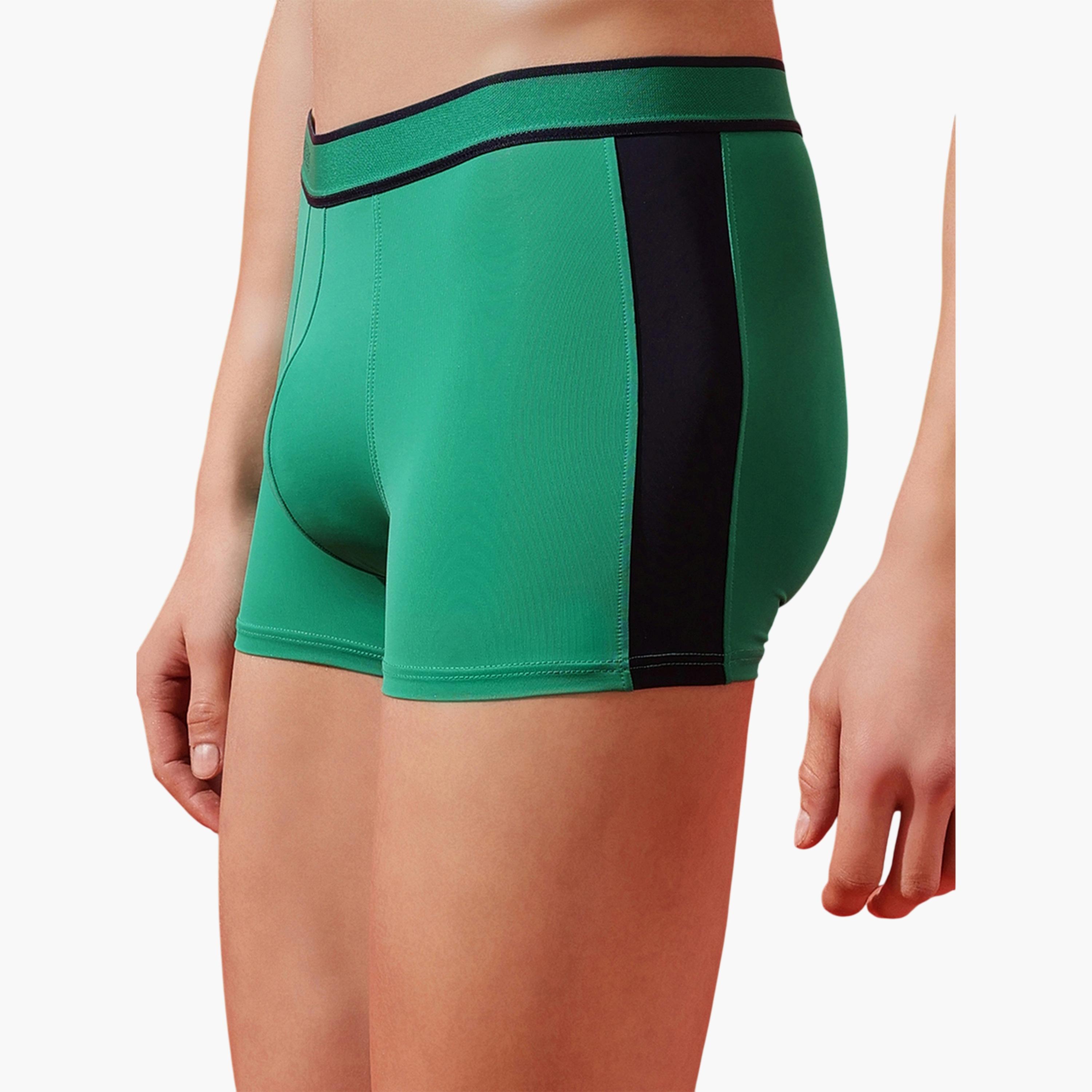 سروال داخلي ترانك وطبعة شعار بقصة مريحة-men-clothing-innerwear-underwear-image-6