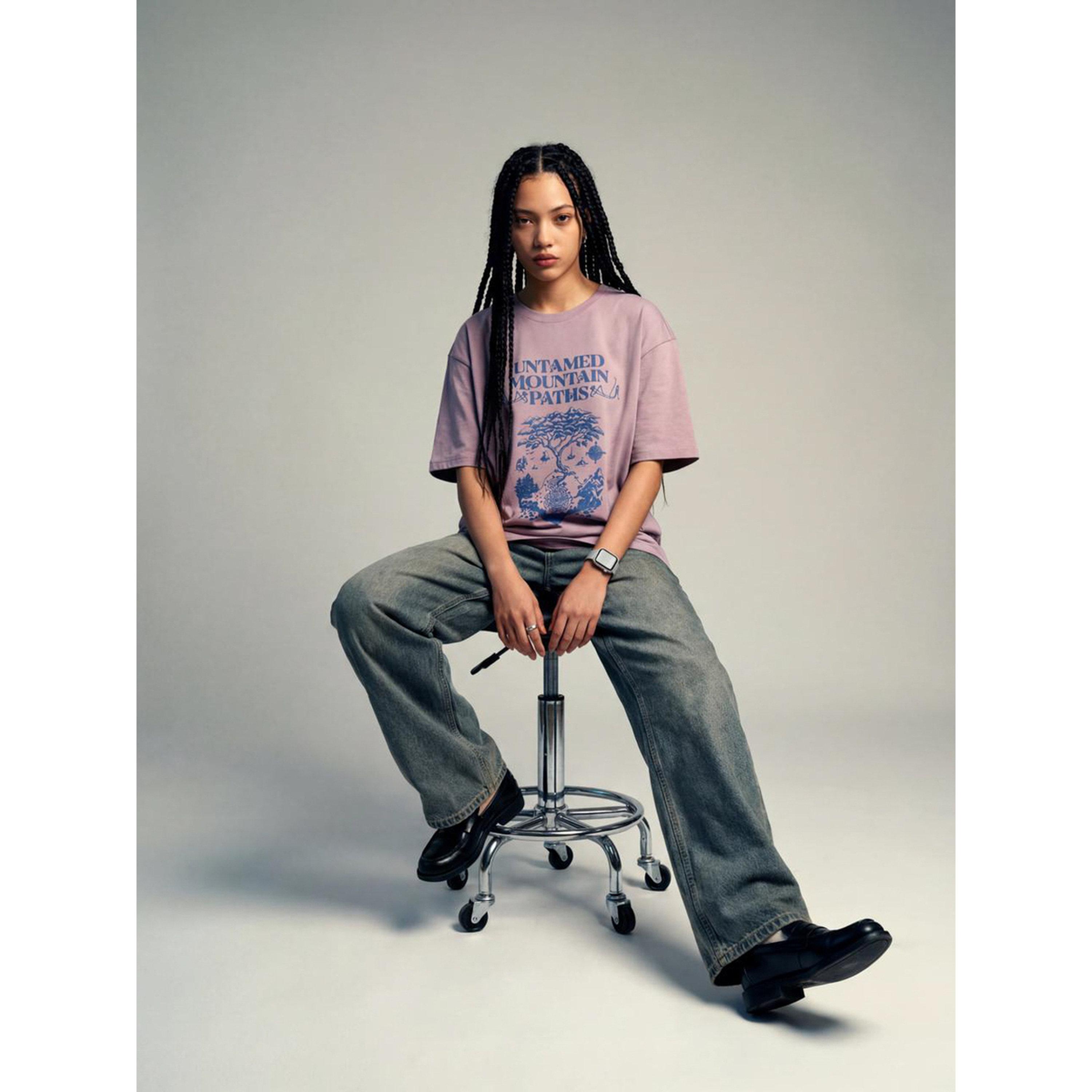 تيشيرت واسع بأكمام قصيرة وطبعة رسومات باللون البنفسجي-women-clothing-tshirts-image-4