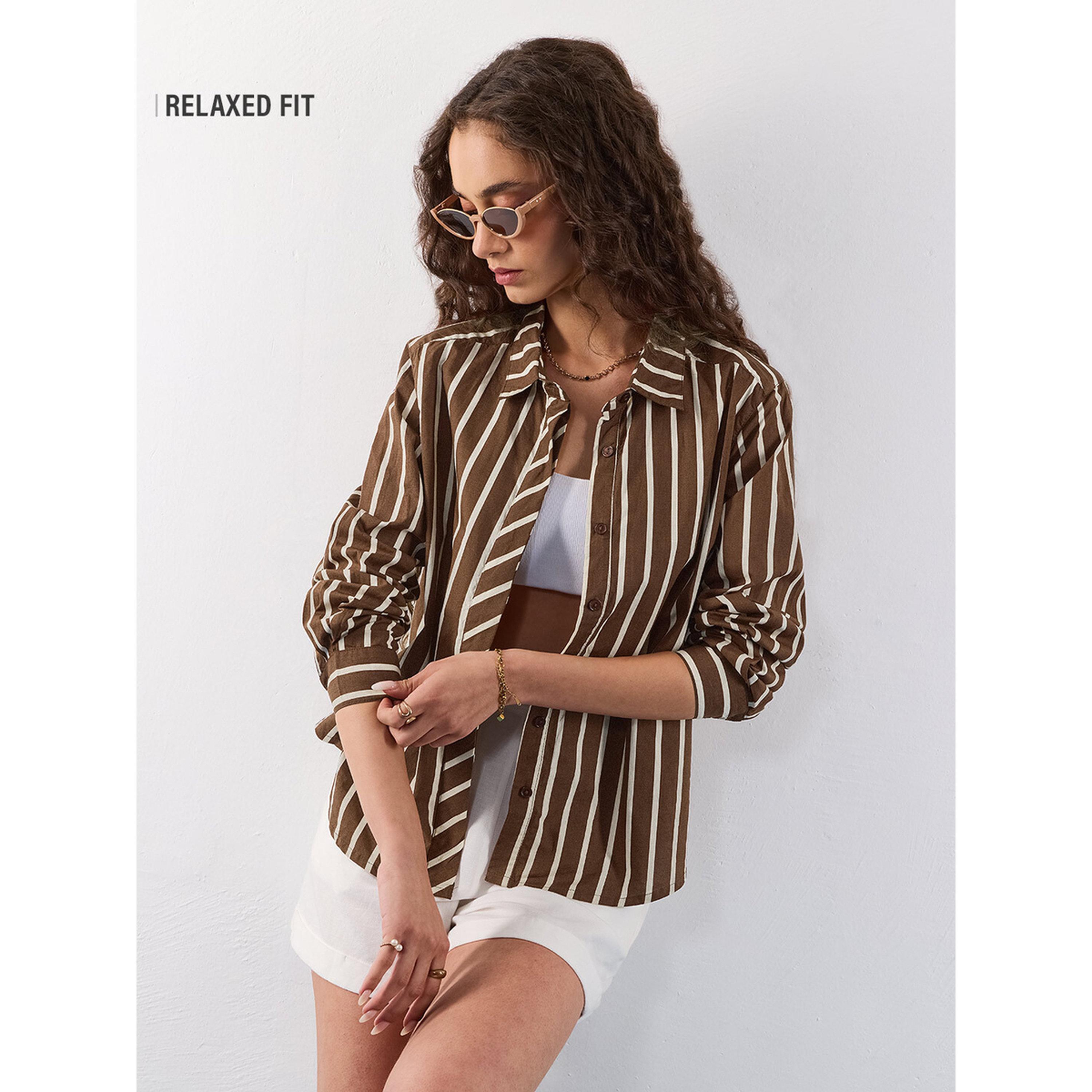 بلوزة بنية بأكمام طويلة بقصة مريحة ومخططة-women-clothing-shirtsandblouses-shirts-image-4