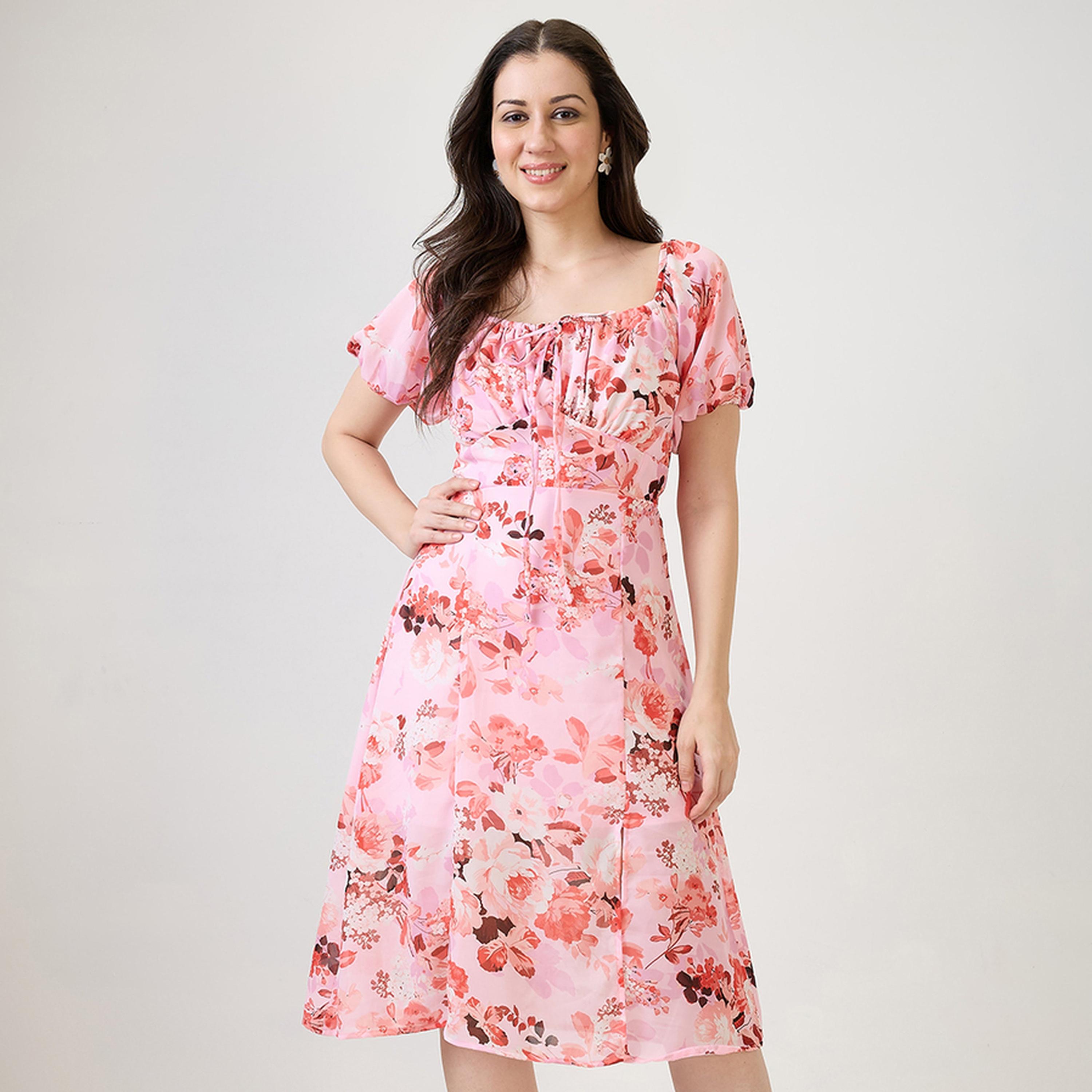 فستان ميدي بطبعة زهور بحافة واسعة وأكمام قصيرة-women-clothing-dresses-image-1