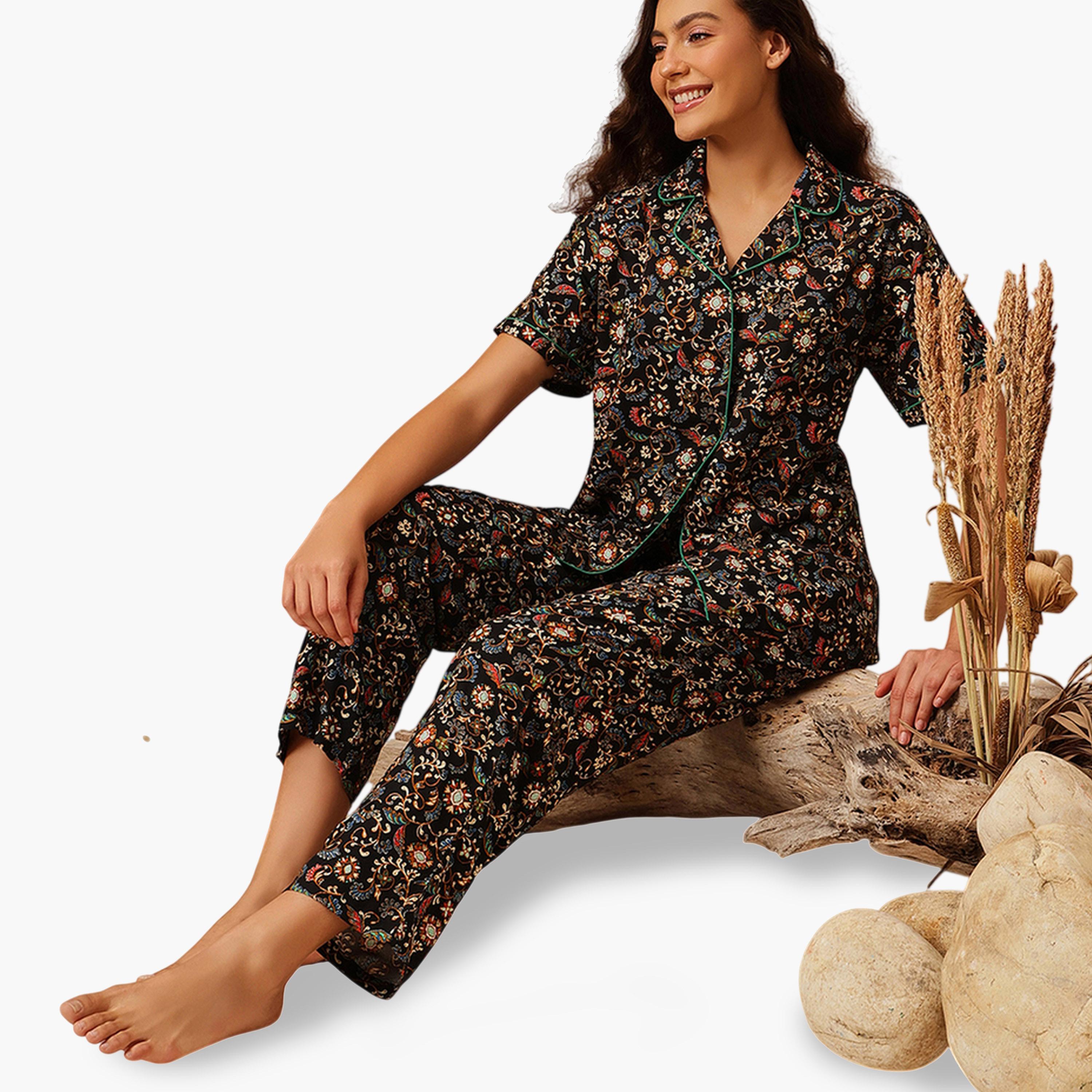 Clovia X Styli Black Paisley Print Shirt and Pants Pyjama Set-women-clothing-nightwear-pyjamas-longsets-image-5