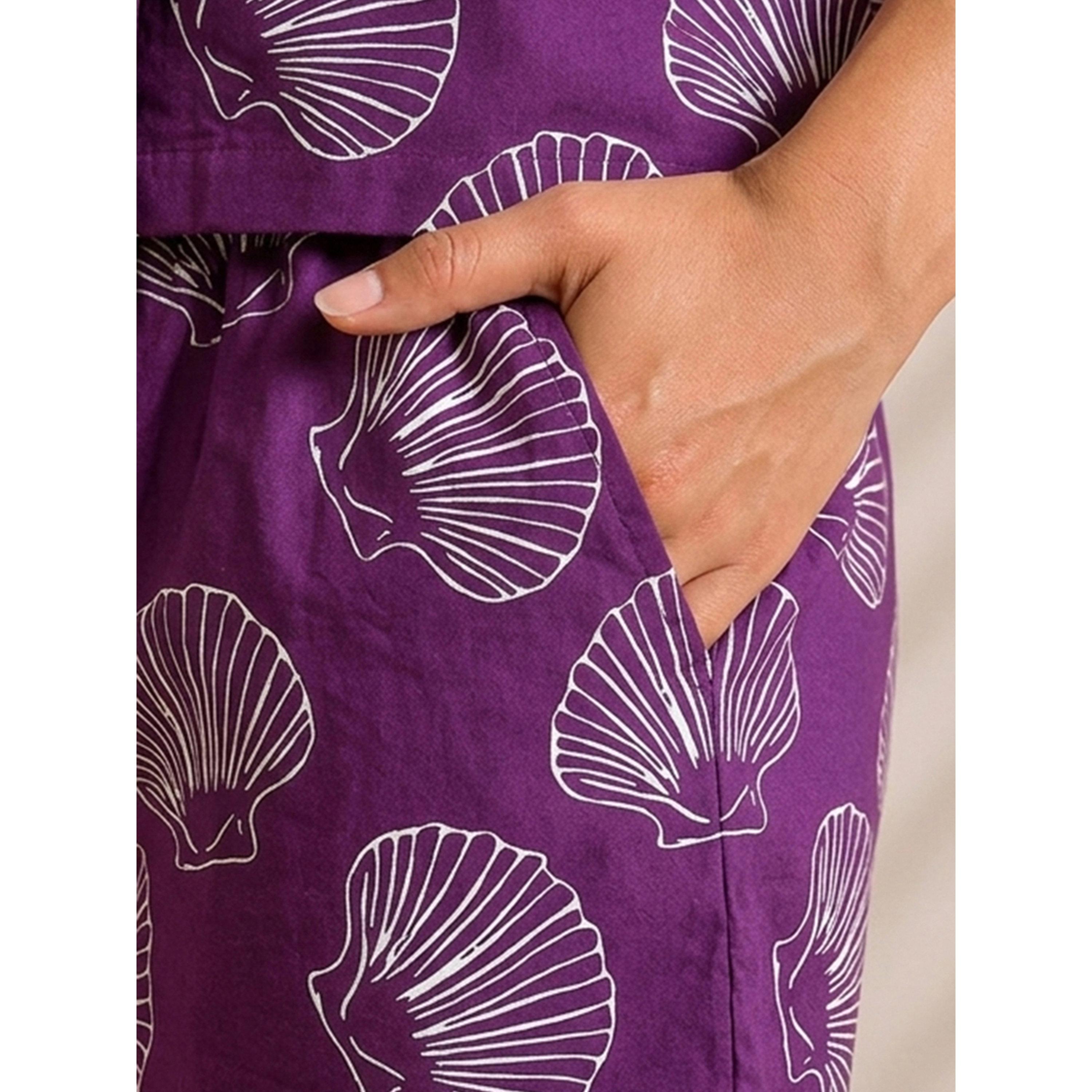 طقم بيجاما من شورت وقميص بطبعة صدفة البحر-women-clothing-nightwear-pyjamas-shortsets-image-6
