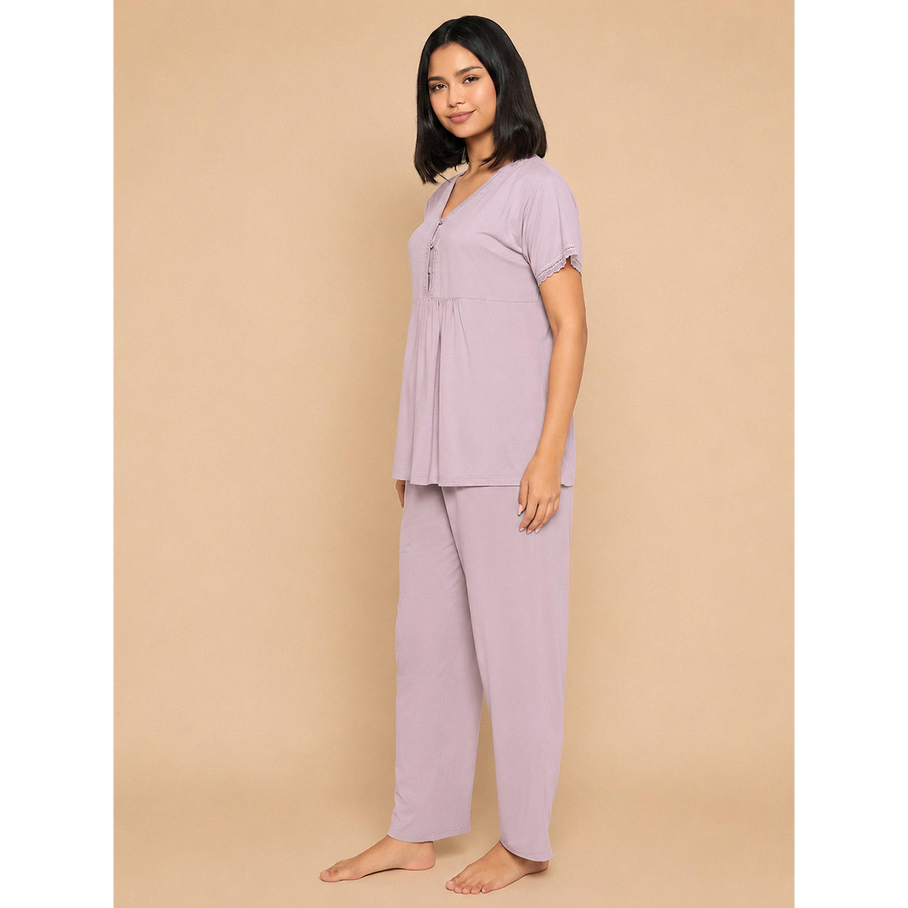 طقم بيجاما من بنطال وبلوزة بيبلم وتفاصيل دانتيل-women-clothing-nightwear-pyjamas-longsets-image-2
