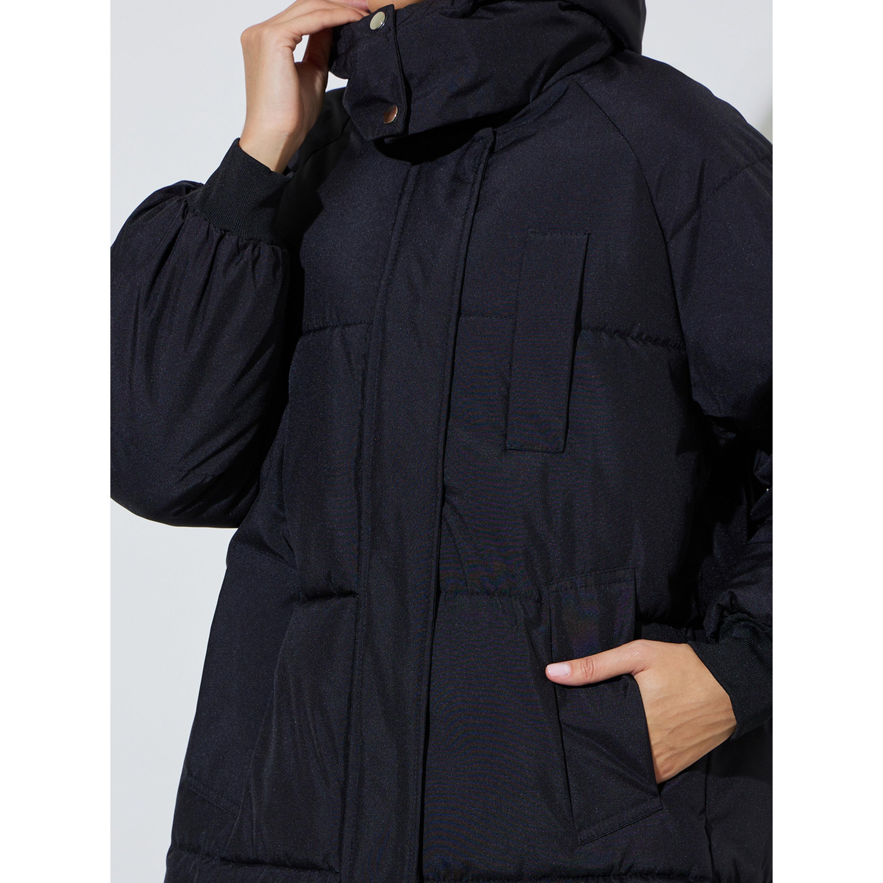 Styli Black Knee-Length Padded Coat with Zip Closure-women-winterwear-coatsandjackets-jackets-image-5