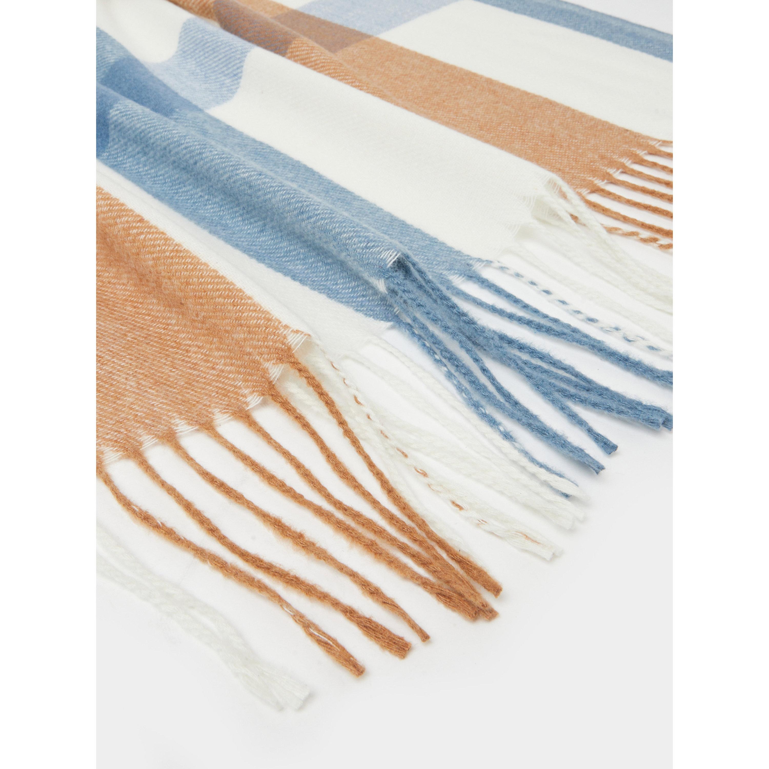 وشاح بشرابات ونمط مربعات أزرق-women-clothingaccessories-scarves-image-3