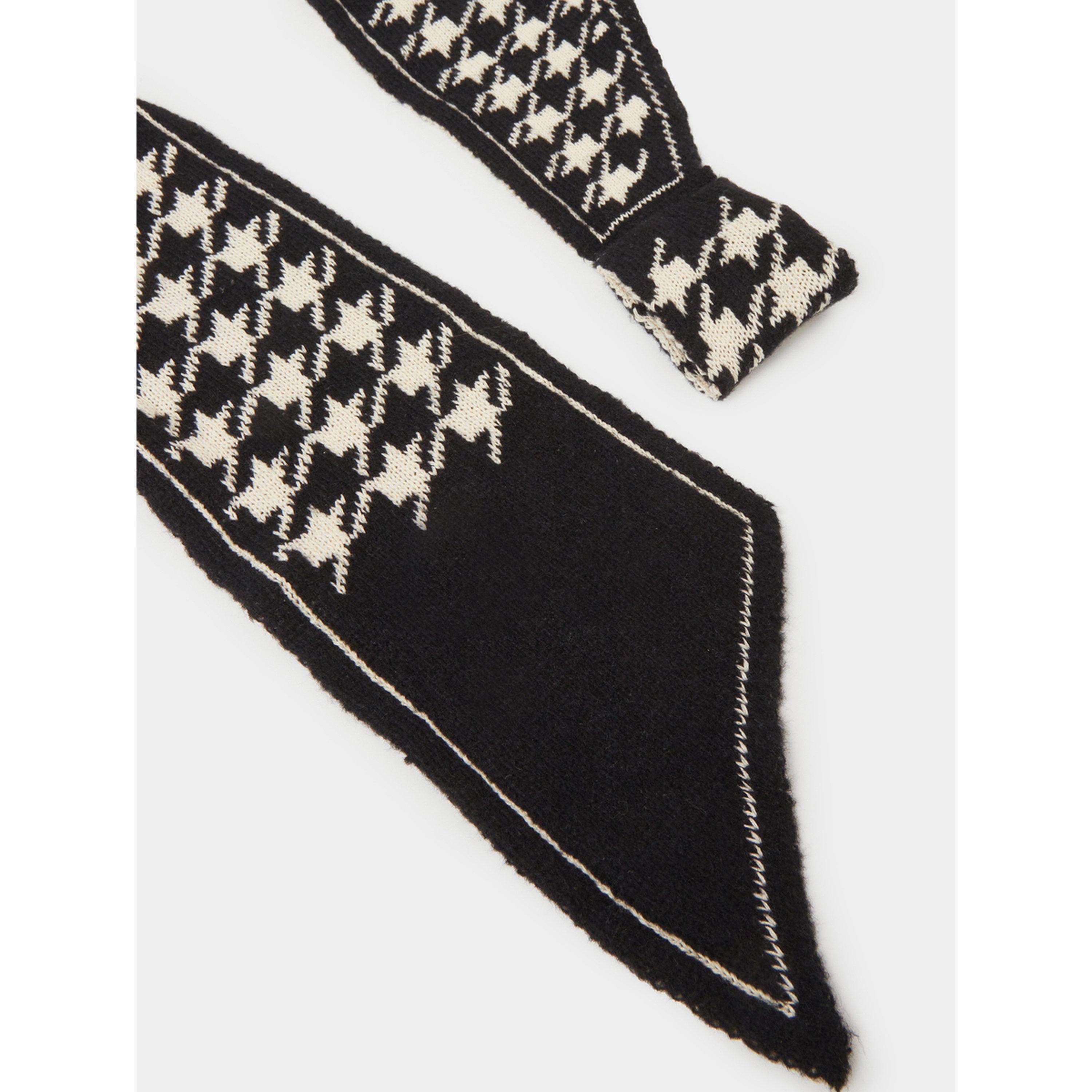 وشاح محبوك بطبعة هوندزتوث أسود-women-clothingaccessories-scarves-image-3