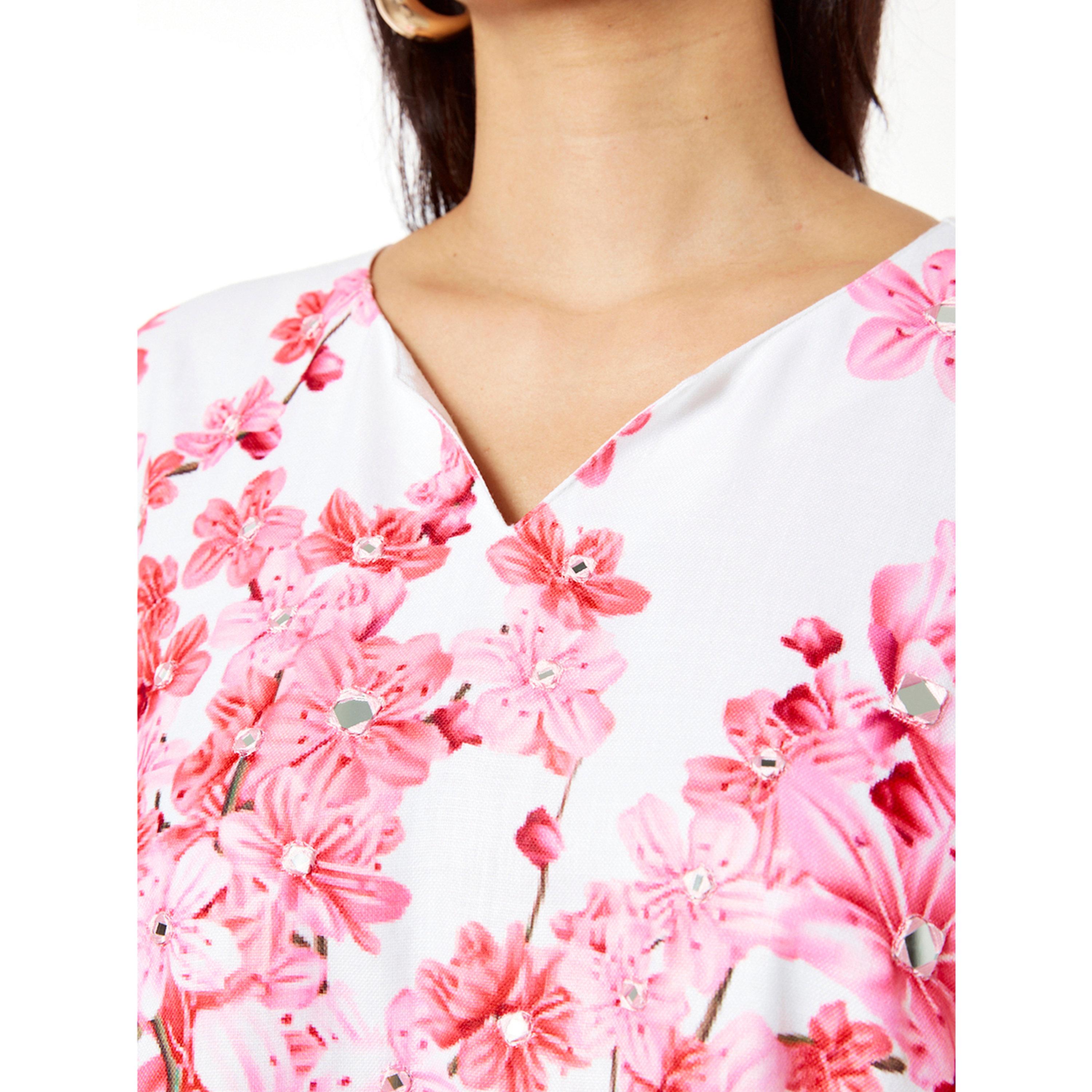 Thouq X Styli White Cherry Blossom Maxi A-Line Kaftan-women-arabicclothing-kaftan-image-4
