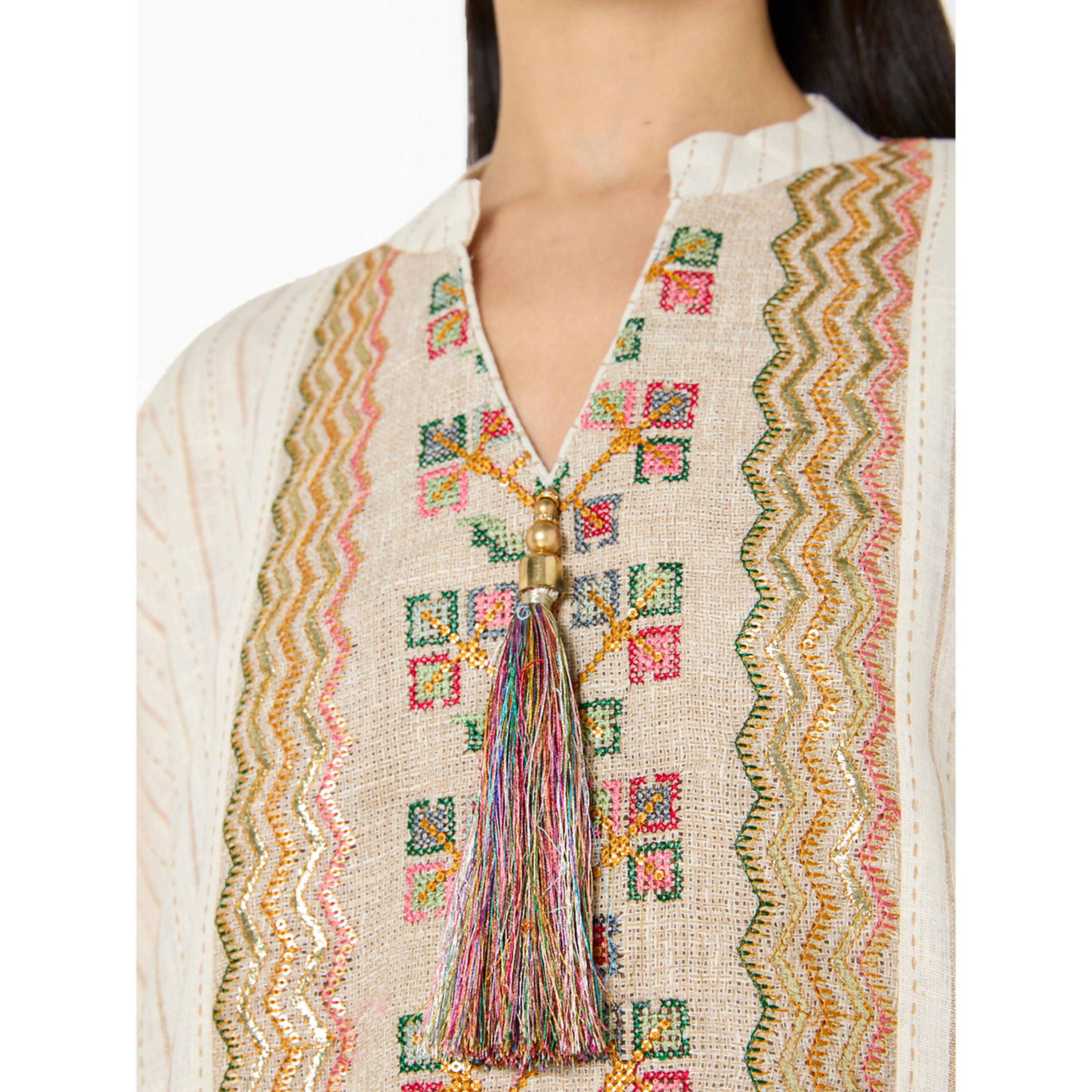 Thouq X Styli Beige A-Line Maxi Kaftan with Intricate Embroidery-women-arabicclothing-kaftan-image-4