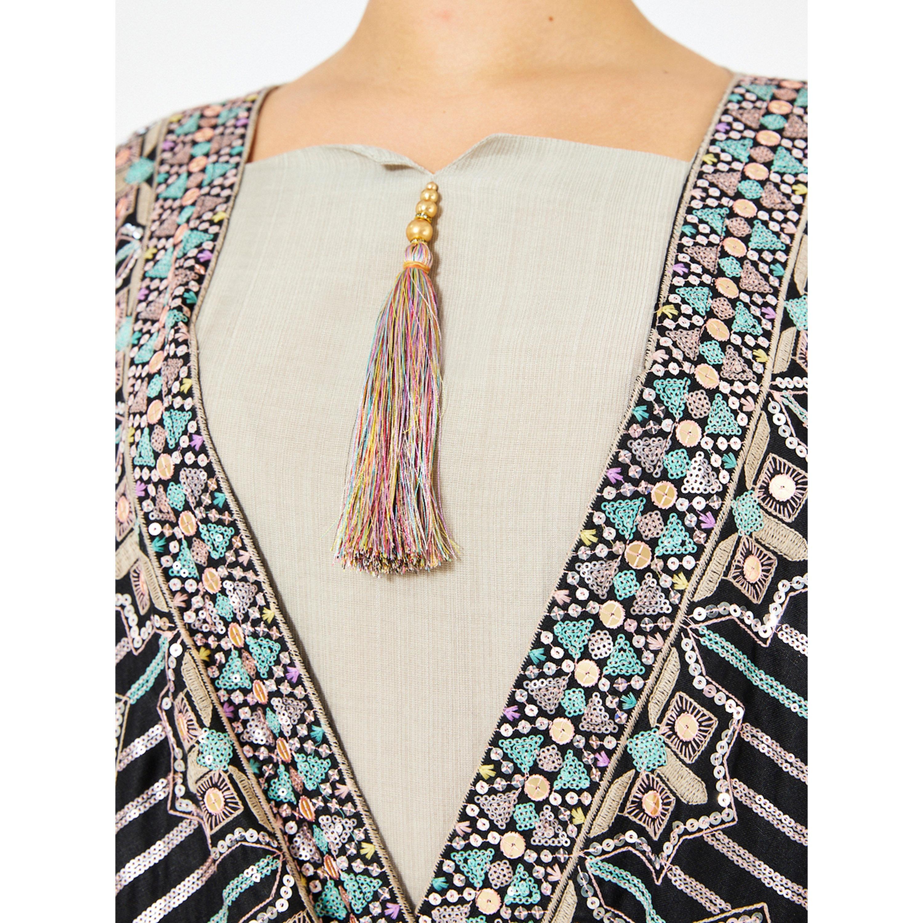 Thouq X Styli Beige Maxi A-Line Jalabiya with Intricate Patterned Overlay-women-arabicclothing-jalabiyas-image-5