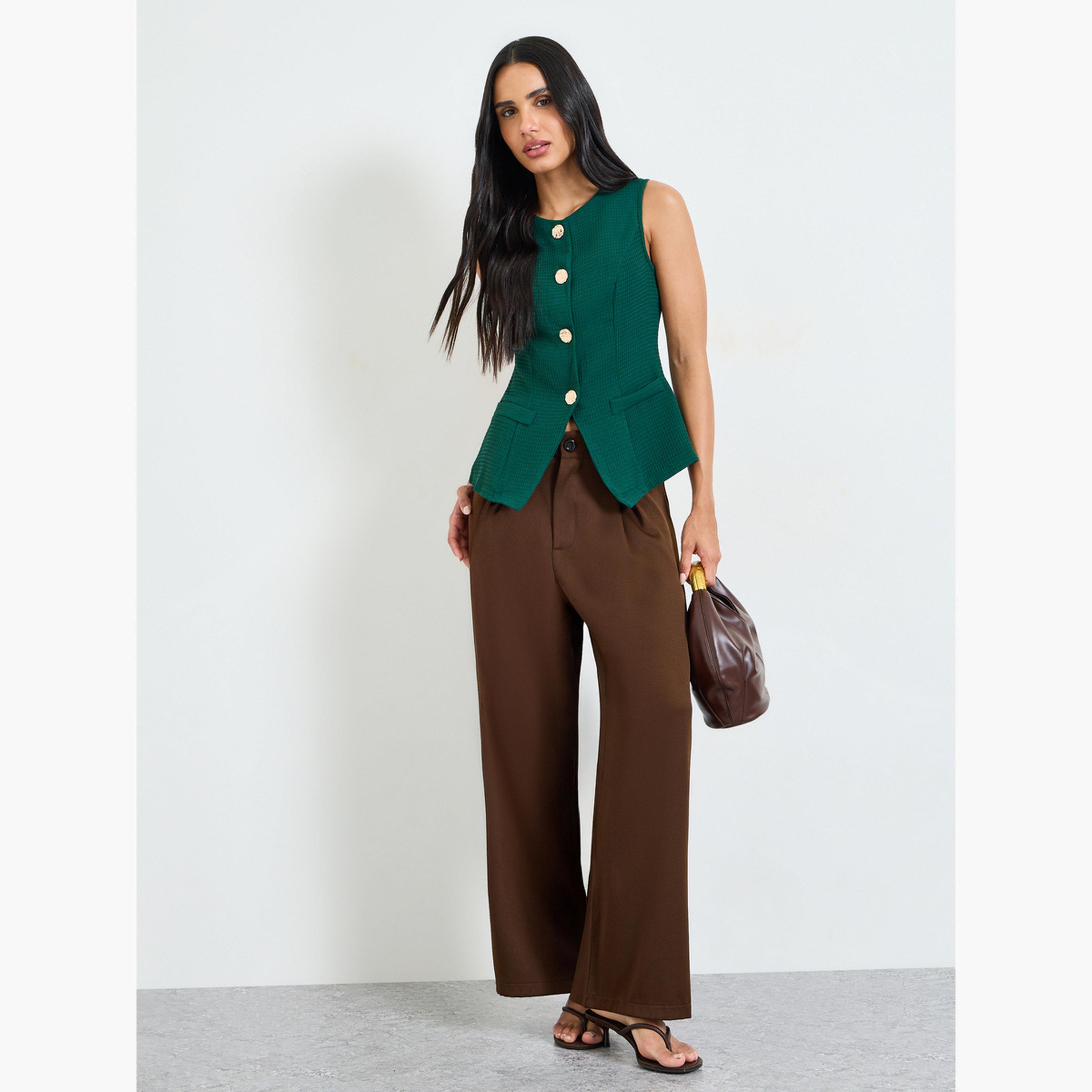 بلوزة بتفاصيل بارزة الملمس وبلا أكمام باللون الأخضر-women-clothing-shirtsandblouses-blouses-image-2