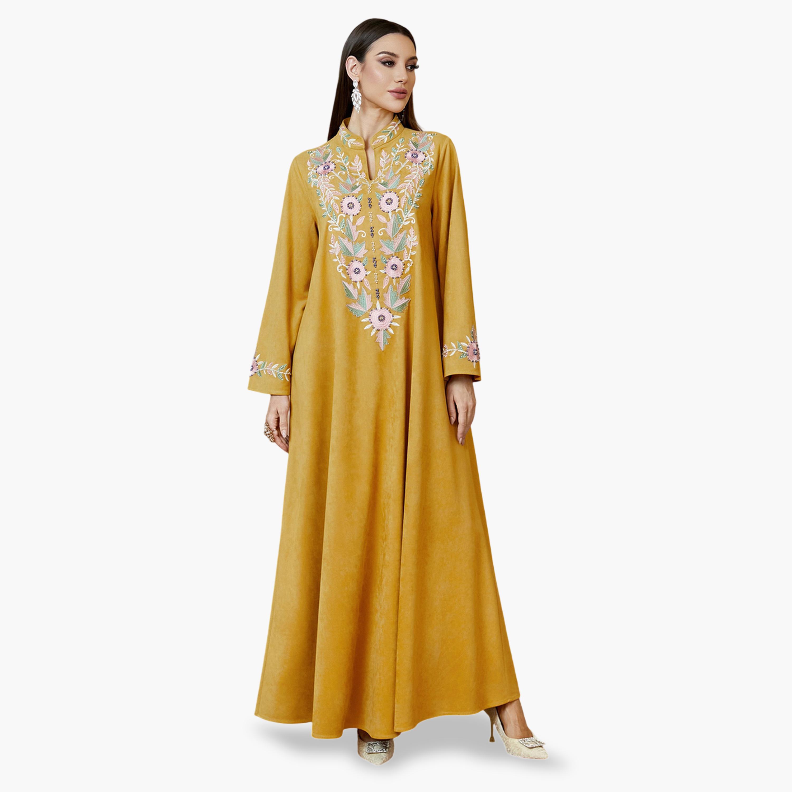 جلابية طويلة بأكمام طويلة وتطريز زهور باللون الأصفر-women-arabicclothing-jalabiyas-image-5