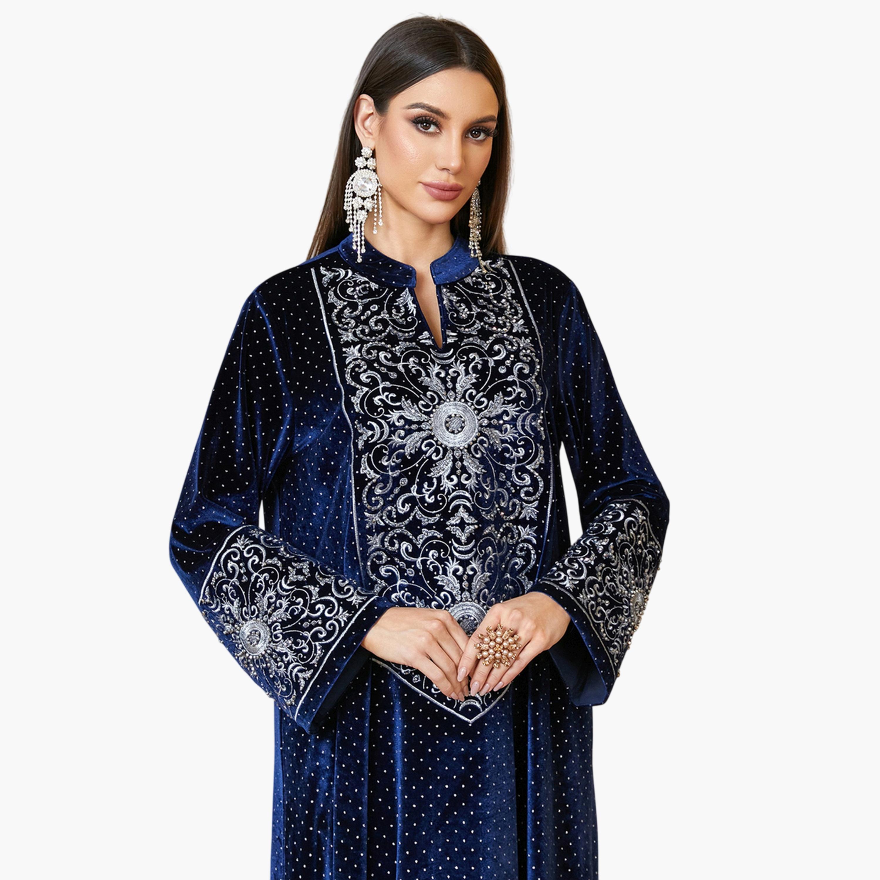 جلابية طويلة مخمل وياقة شق وتطريز فضي باللون الأزرق الداكن-women-arabicclothing-jalabiyas-image-3
