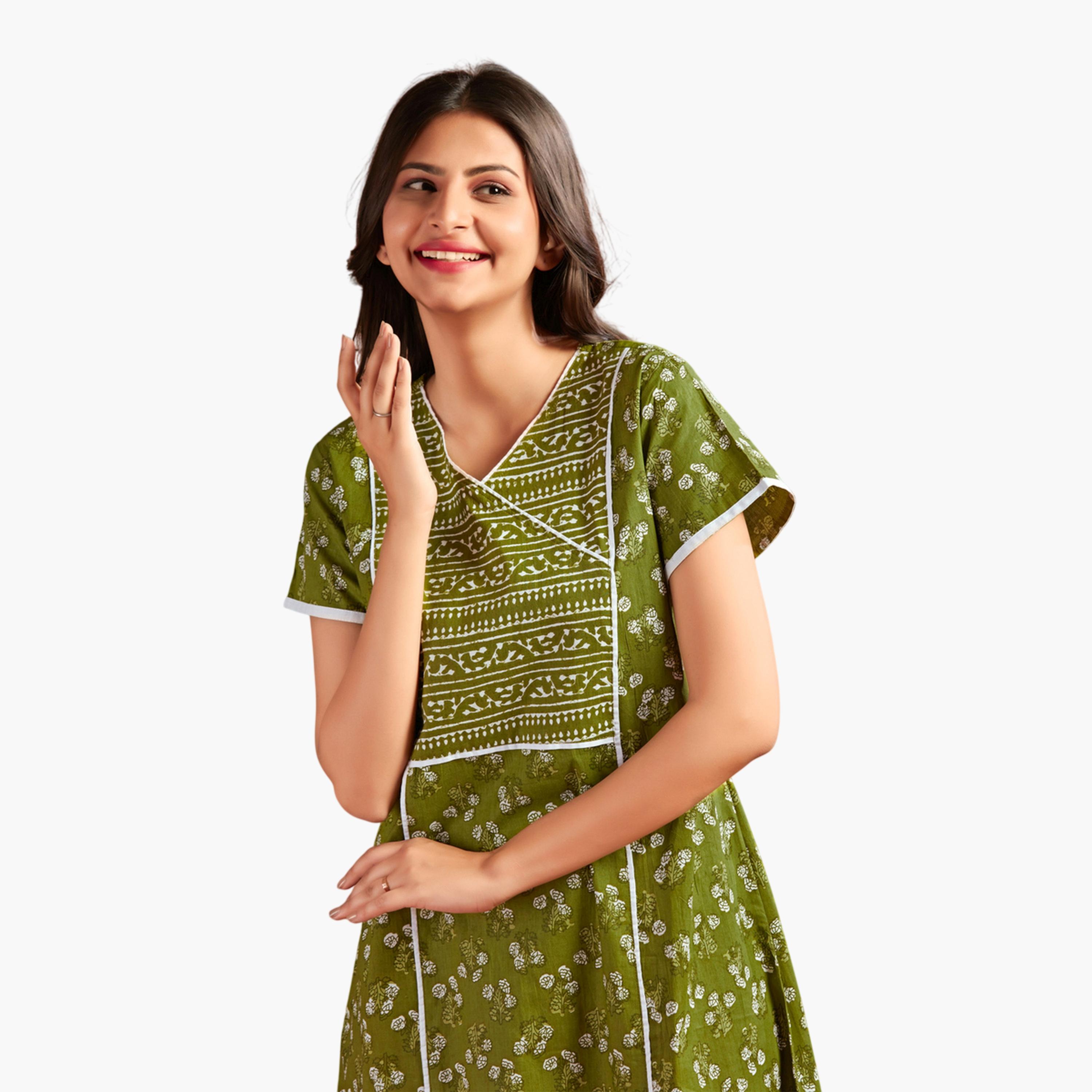 قميص نوم قطن بأكمام قصيرة وطبعة أزهار بلون أخضر-women-clothing-nightwear-nighties-image-4