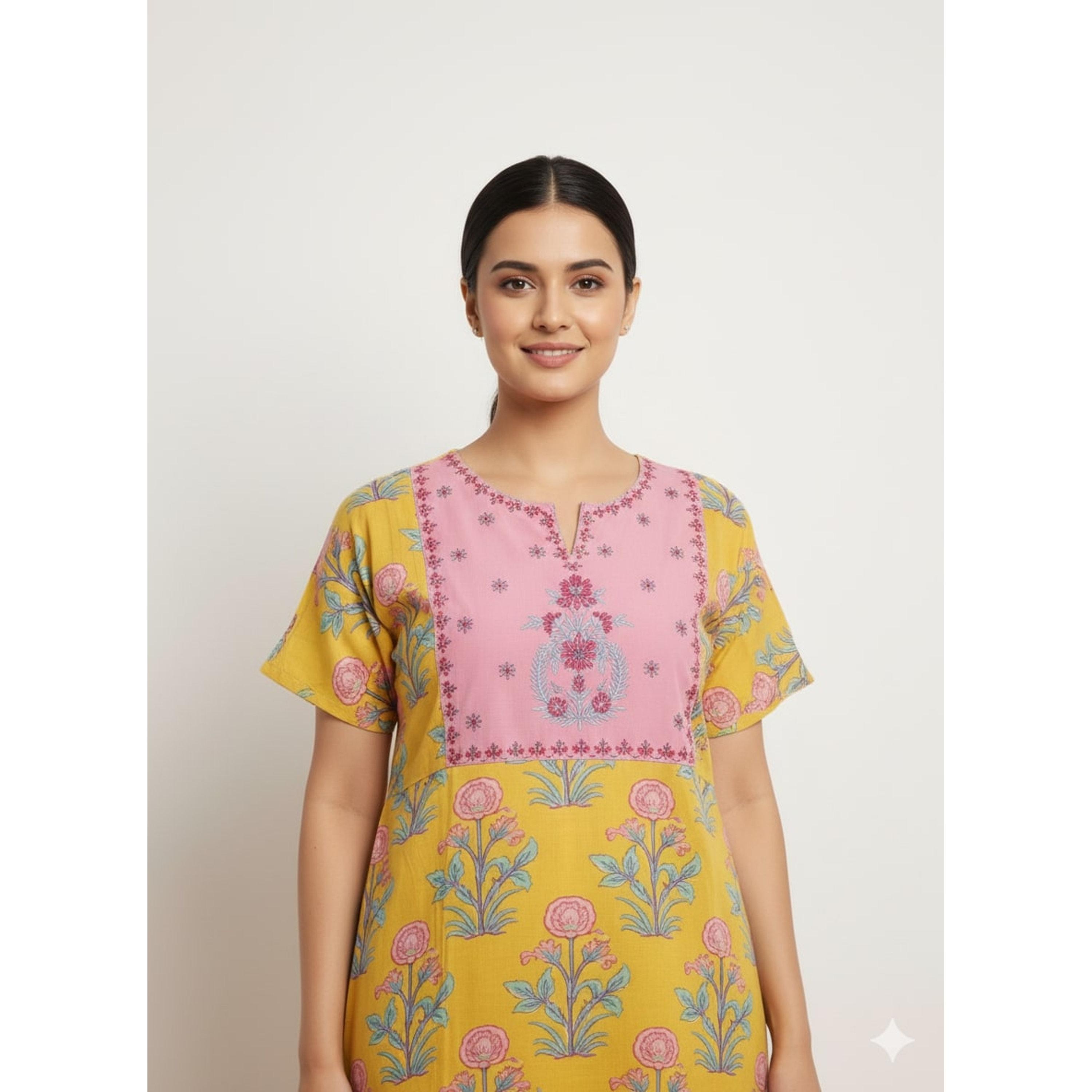 قميص نوم بأكمام قصيرة وطبعة أزهار بلون خردلي-women-clothing-nightwear-nighties-image-3