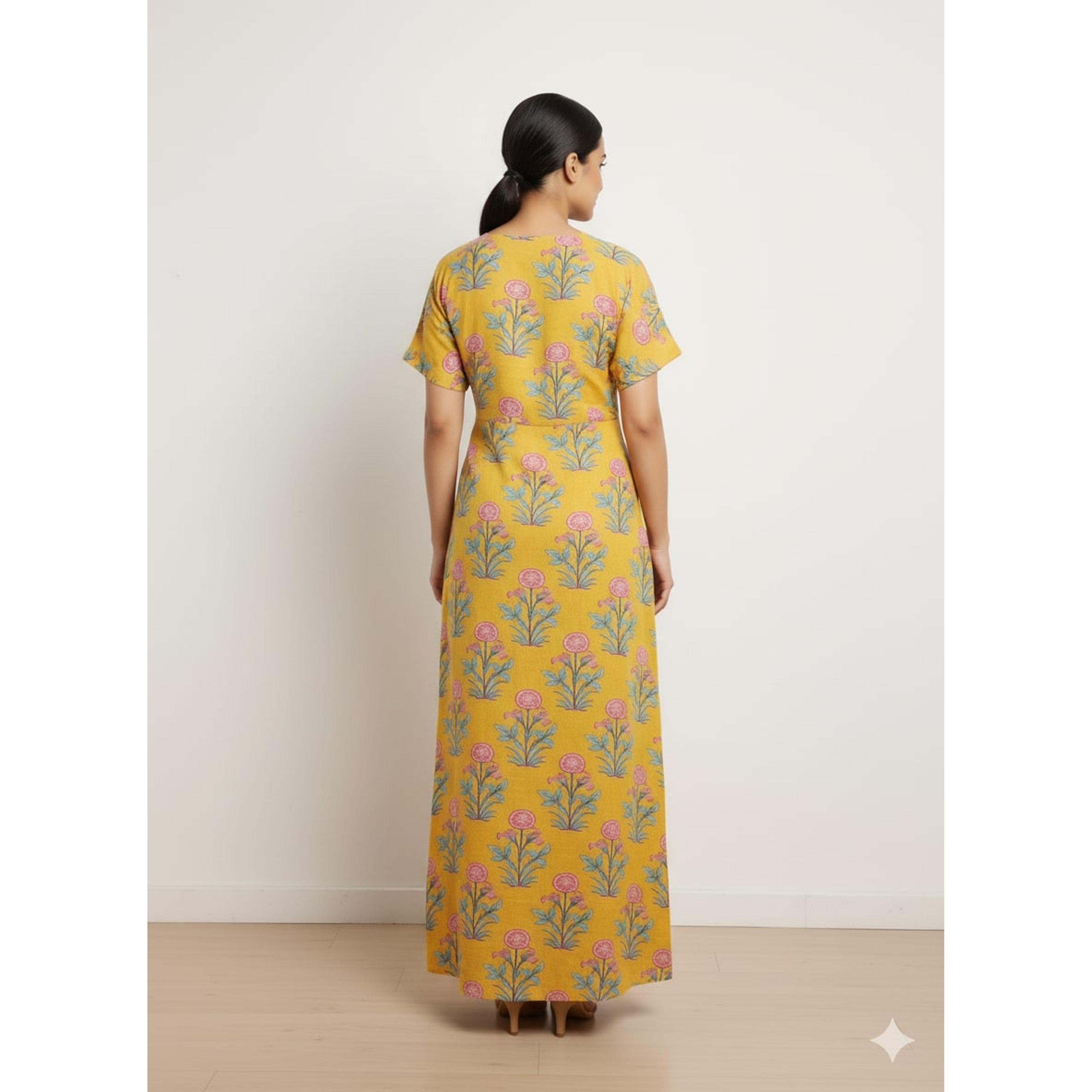 قميص نوم بأكمام قصيرة وطبعة أزهار بلون خردلي-women-clothing-nightwear-nighties-image-5