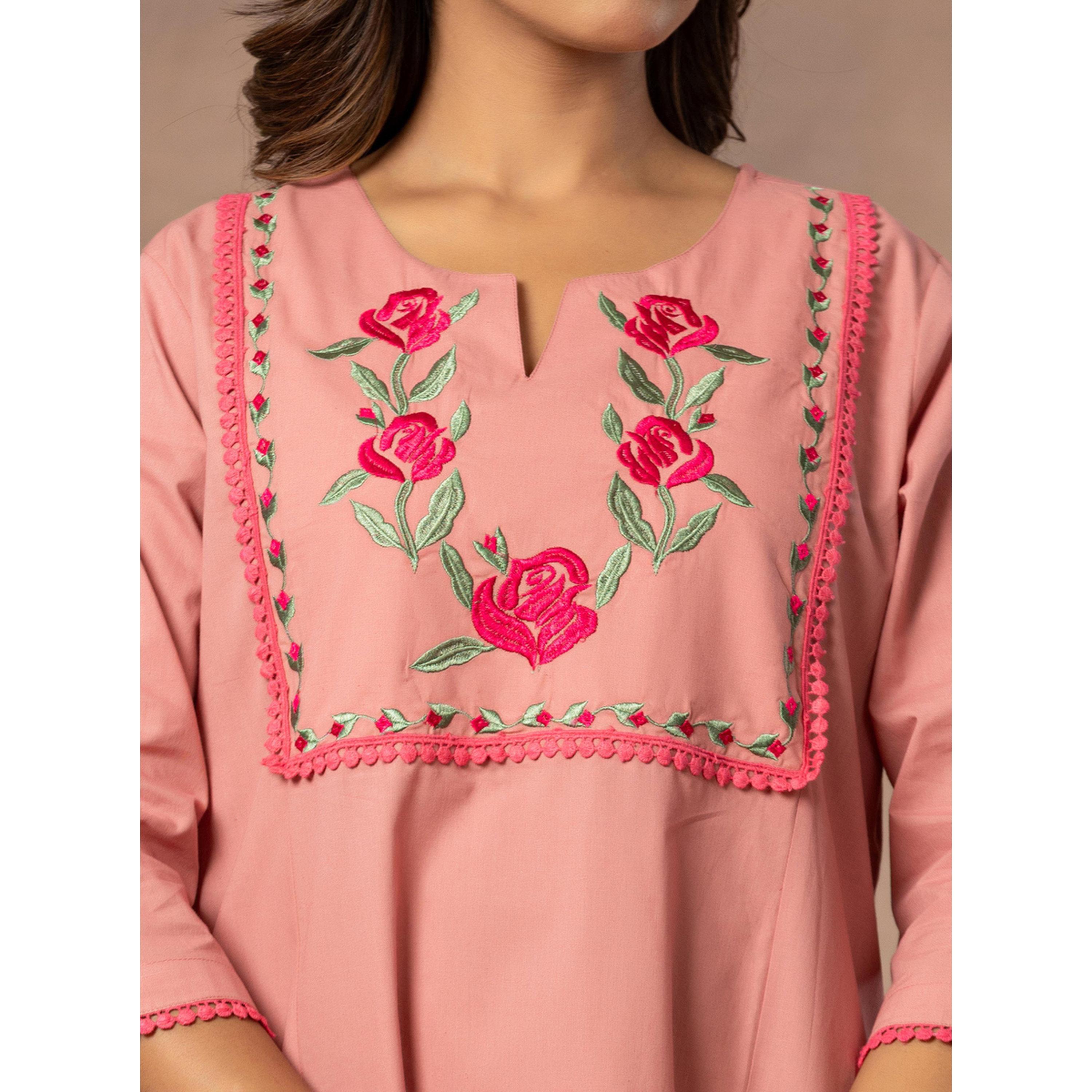 قميص نوم قطن بأكمام قصيرة ومطرز بأزهار بلون وردي-women-clothing-nightwear-nighties-image-6