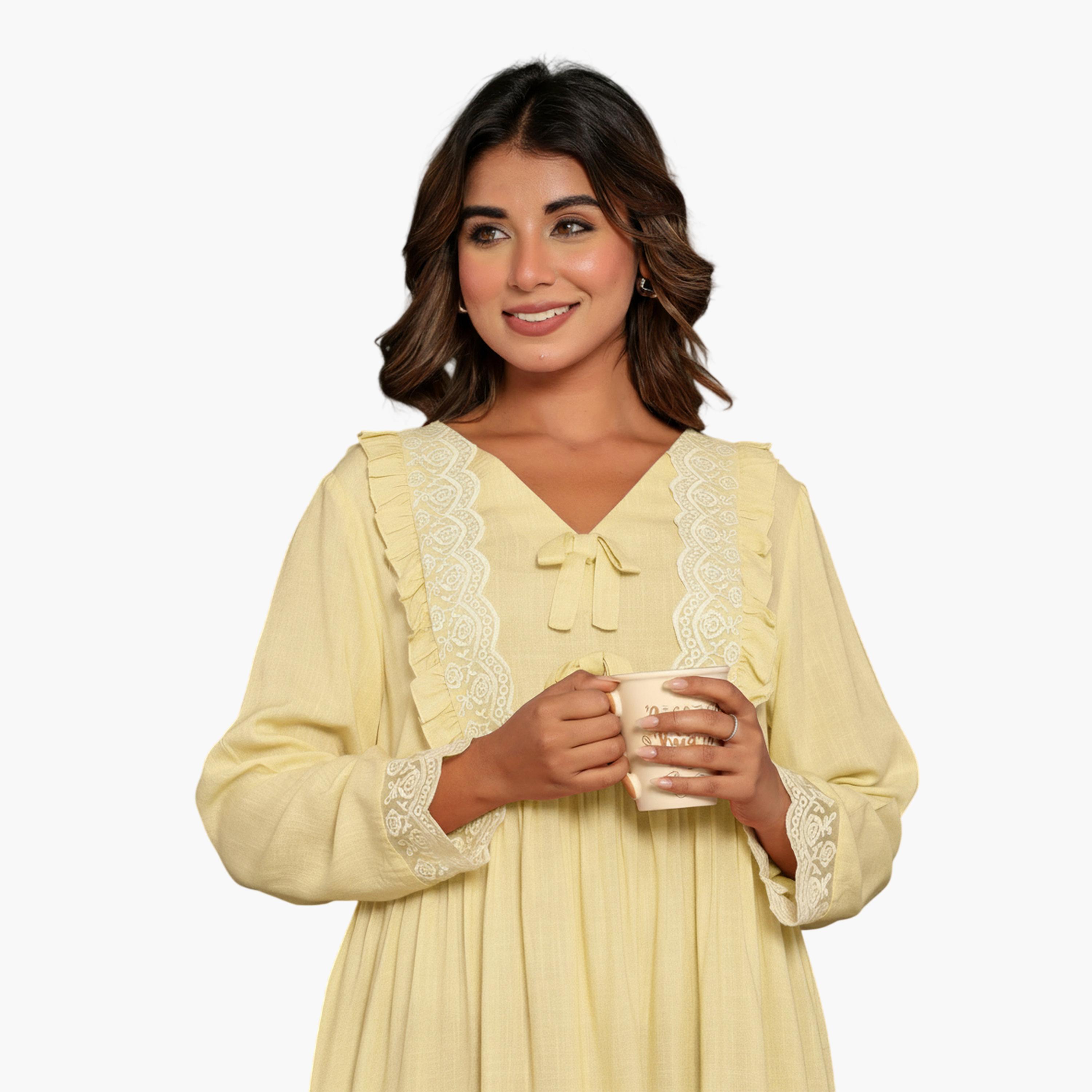قميص نوم بأكمام طويلة وتفاصيل دانتيل فيسكوز أصفر-women-clothing-nightwear-nighties-image-4