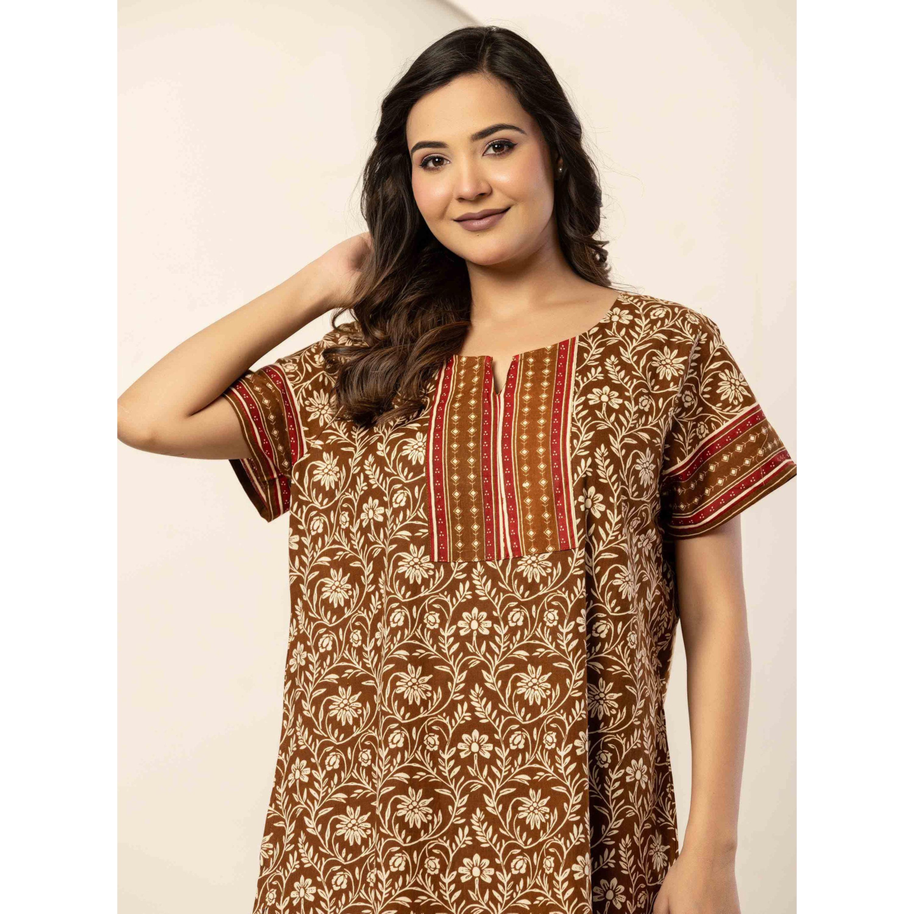 قميص نوم قطن بأكمام قصيرة وطبعة أزهار بلون بني-women-clothing-nightwear-nighties-image-4