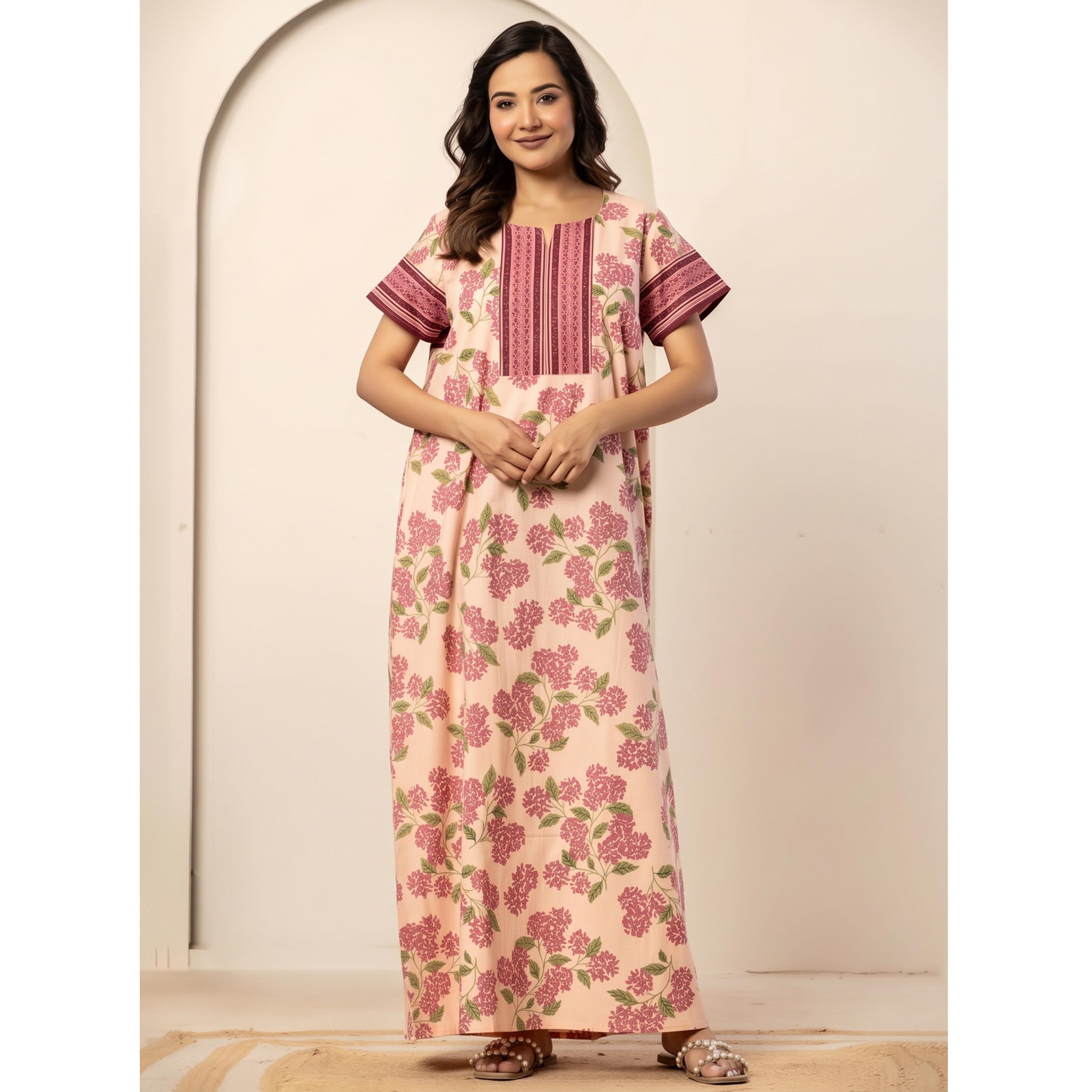 قميص نوم قطن بأكمام قصيرة وطبعة زهور خوخي-women-clothing-nightwear-nighties-image-1