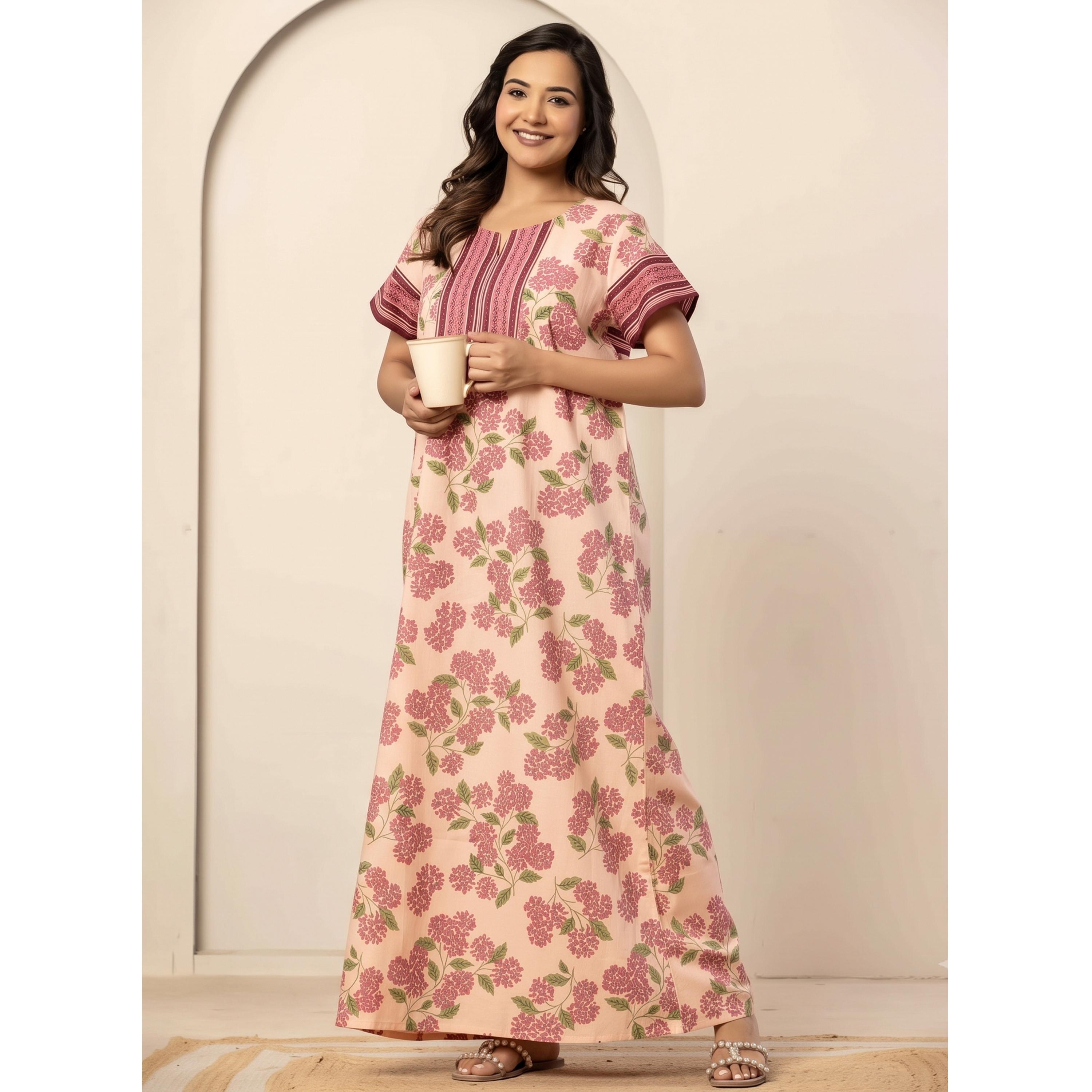 قميص نوم قطن بأكمام قصيرة وطبعة زهور خوخي-women-clothing-nightwear-nighties-image-3