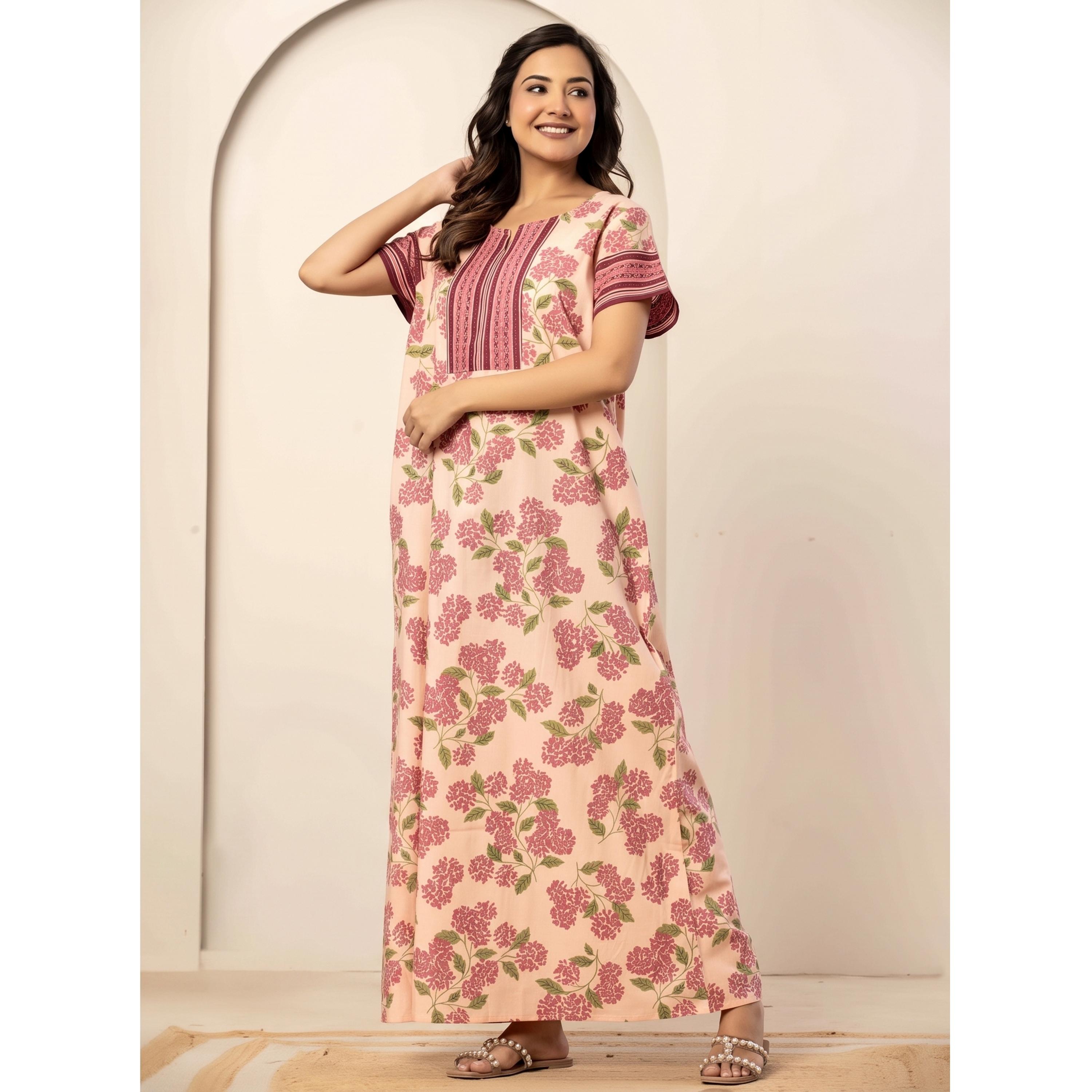 قميص نوم قطن بأكمام قصيرة وطبعة زهور خوخي-women-clothing-nightwear-nighties-image-5