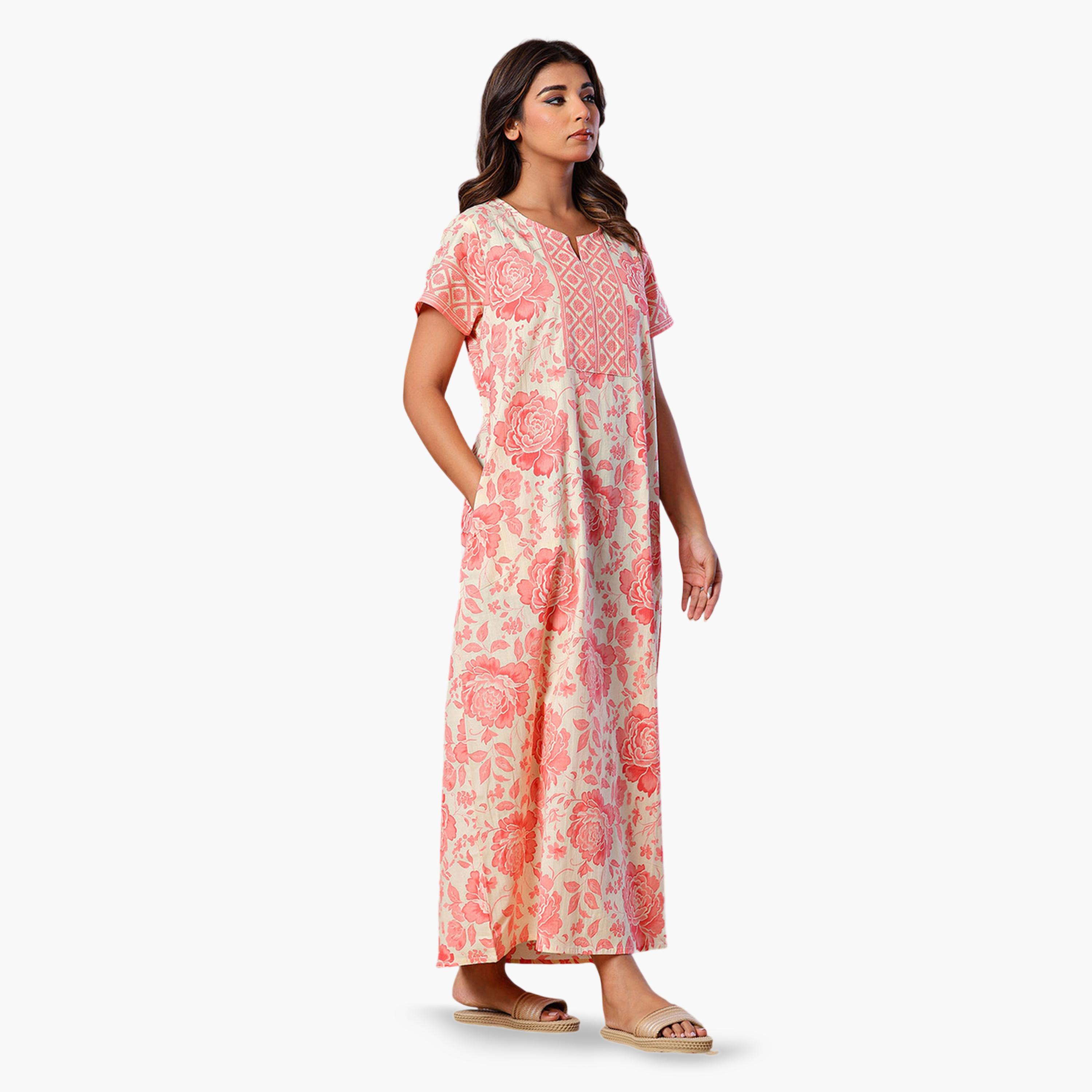 قميص نوم قطن بأكمام قصيرة وطبعة زهور وردي-women-clothing-nightwear-nighties-image-2