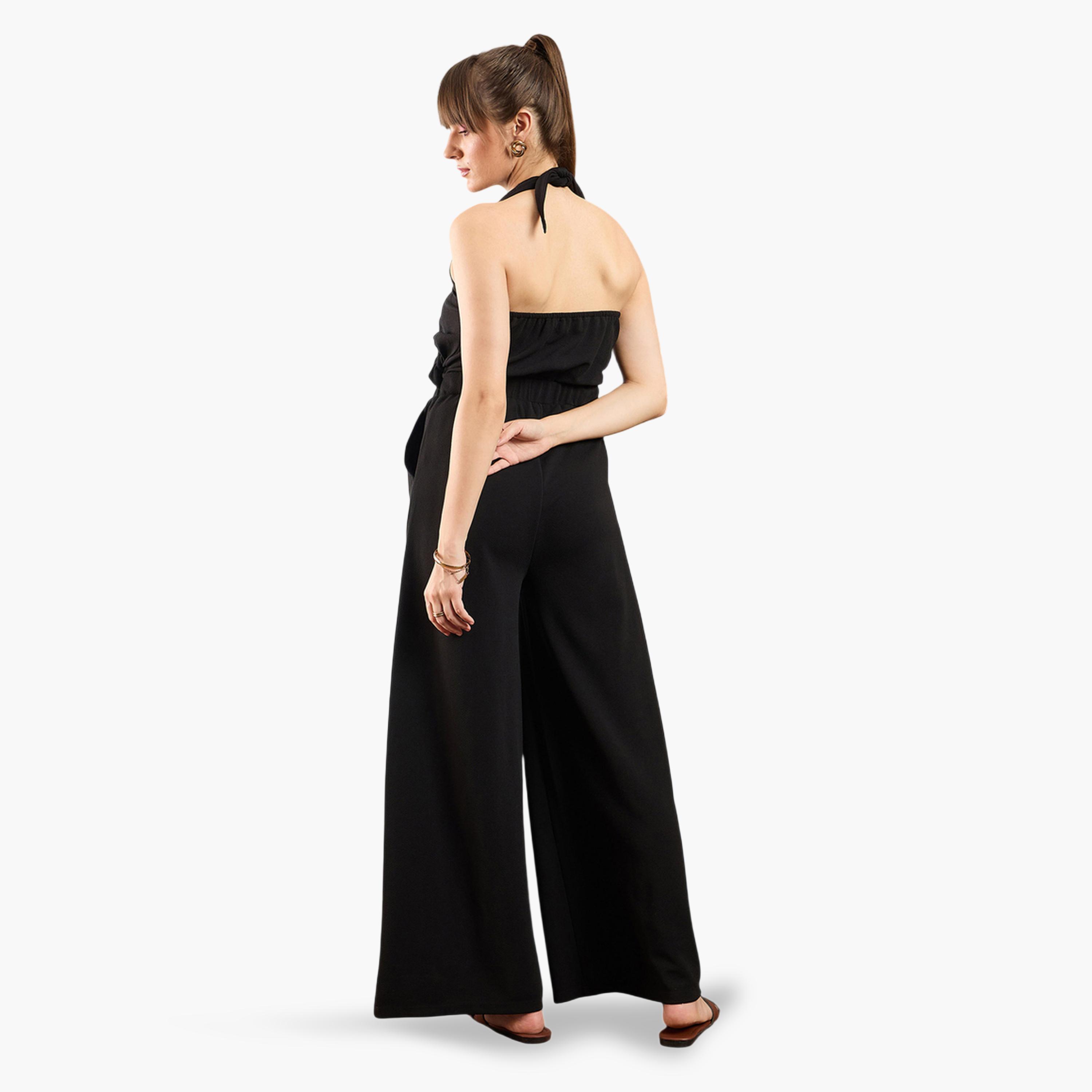جمبسوت بأرجل واسعة وياقة هولتر باللون الأسود-women-clothing-jumpsuits-image-5
