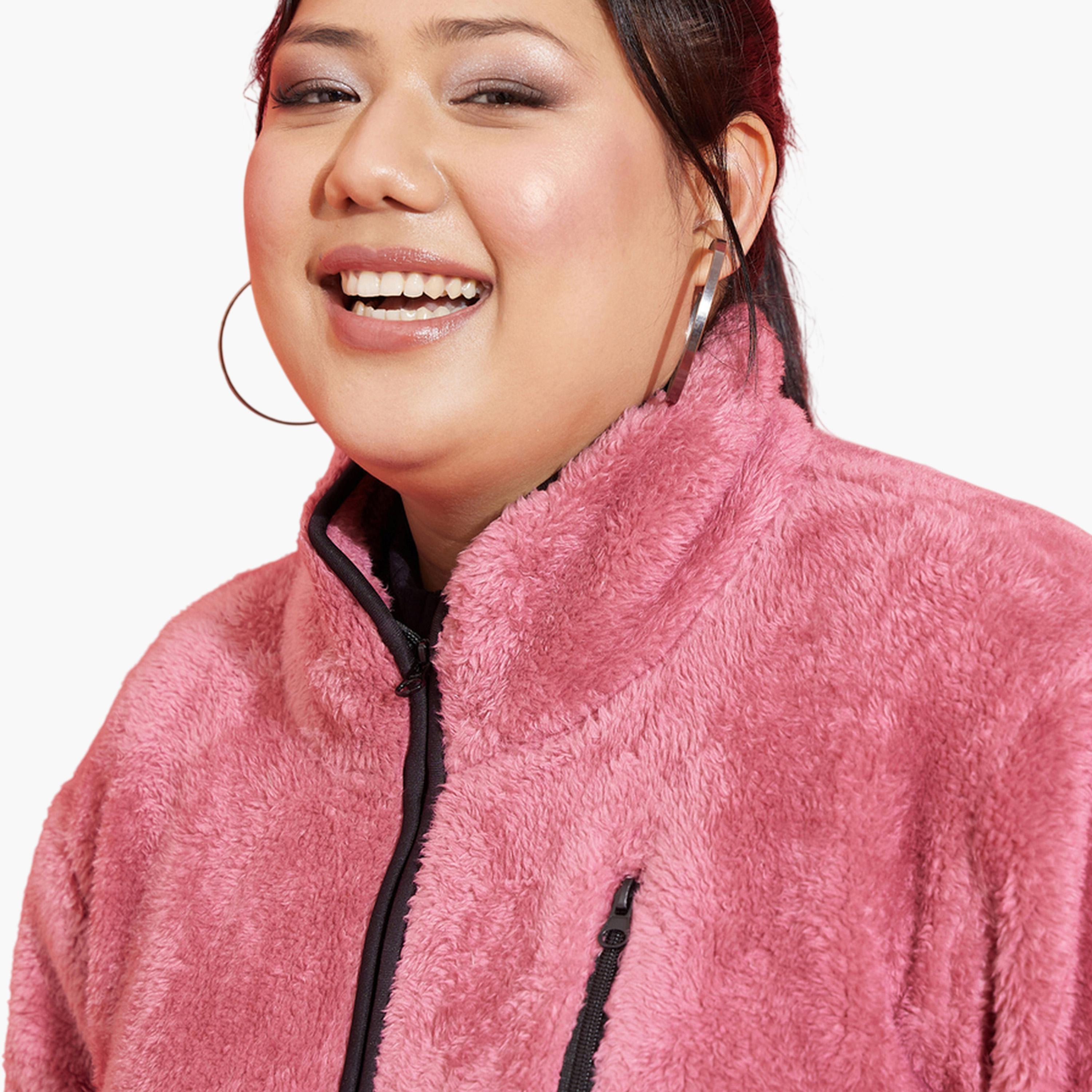ساسافراس × ستايلي - جاكيت من الصوف الصناعي باللون الوردي بقصة عادية-women-winterwear-coatsandjackets-jackets-image-5