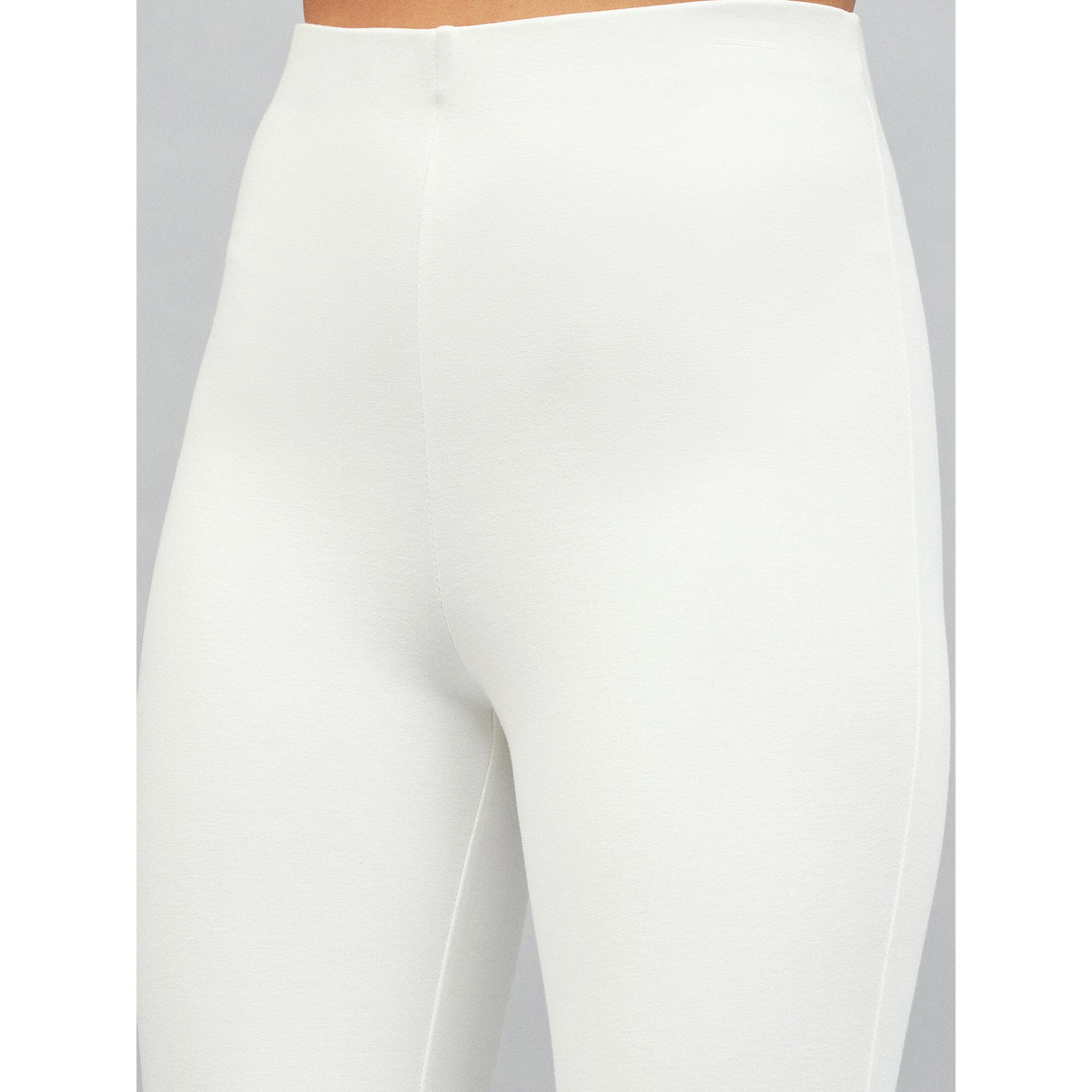 ساسافراس × ستايلي - بنطال أبيض واسع من الأسفل-women-clothing-joggers-image-4