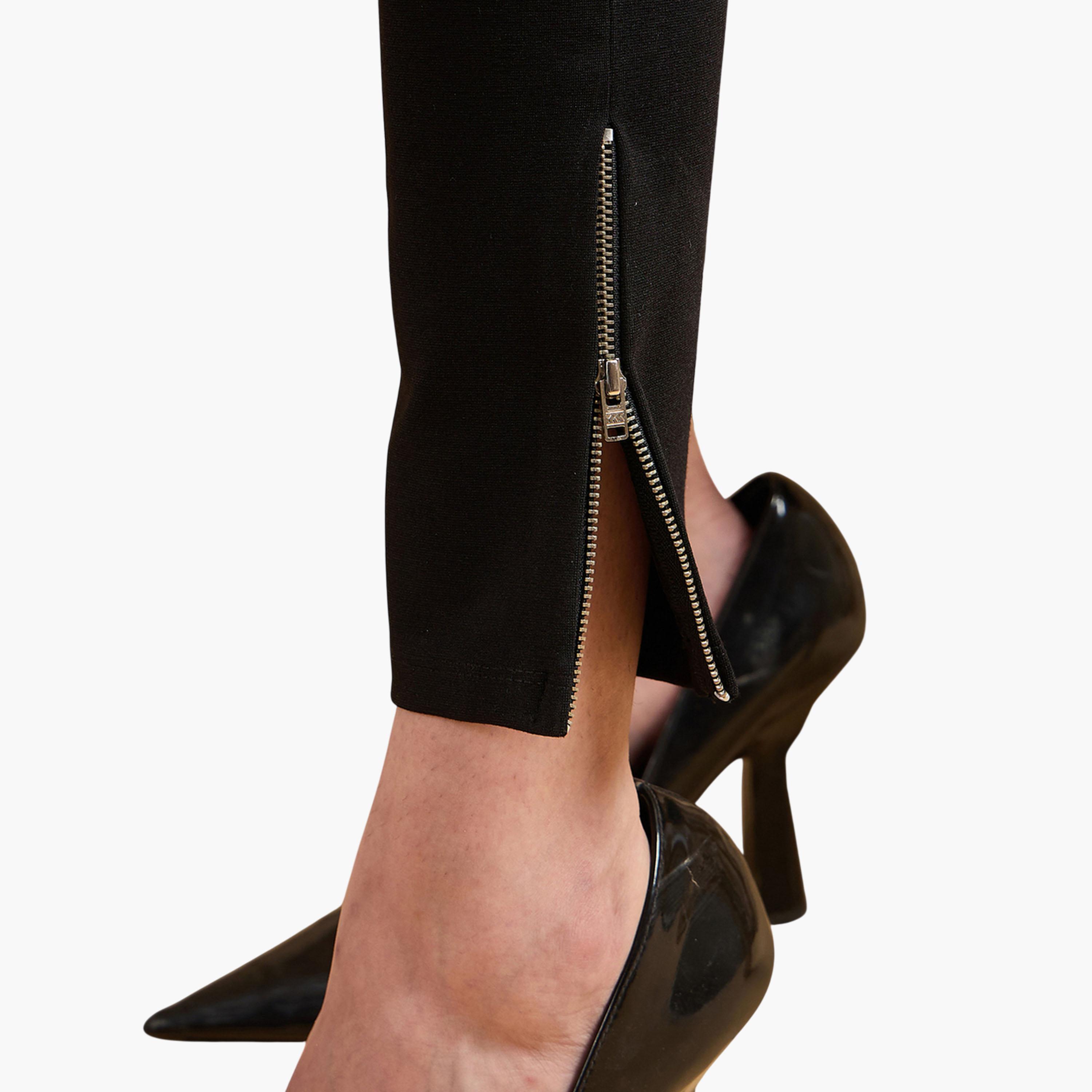 Sassafras X Styli Black Zipper Hem Jeggings-women-clothing-leggings-image-5
