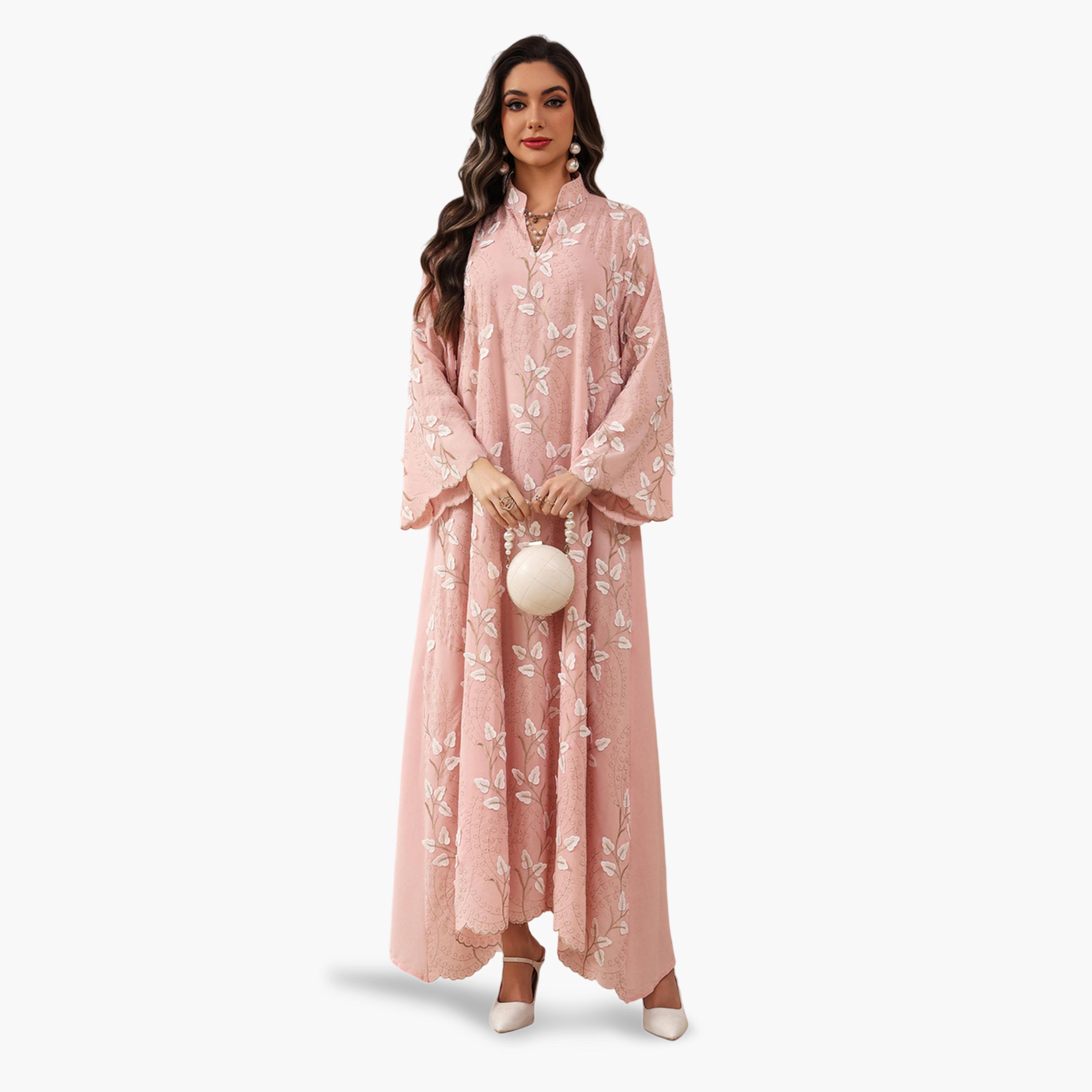 جلابية بحافة واسعة ومطرزة باللون الوردي-women-arabicclothing-jalabiyas-image-3