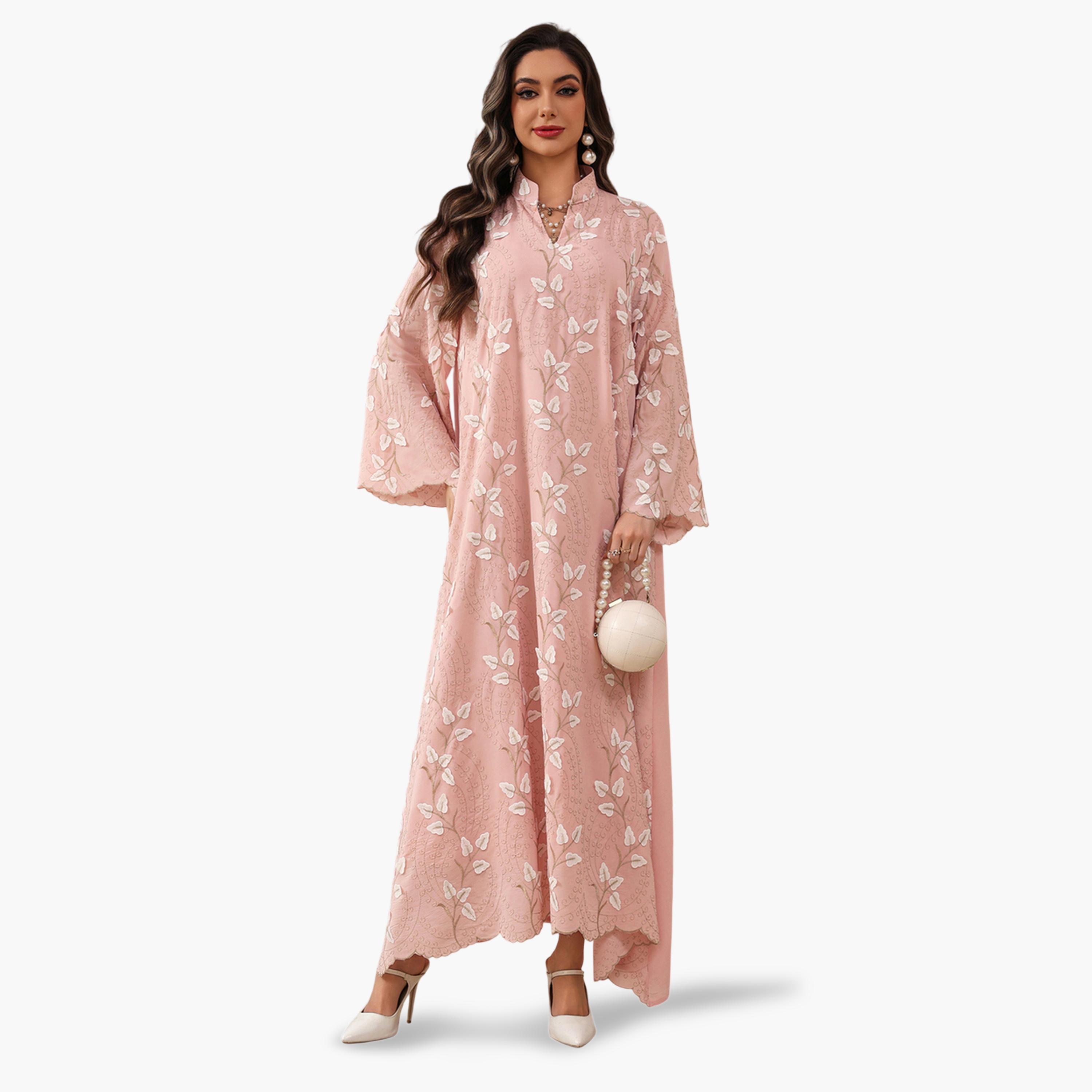 جلابية بحافة واسعة ومطرزة باللون الوردي-women-arabicclothing-jalabiyas-image-4