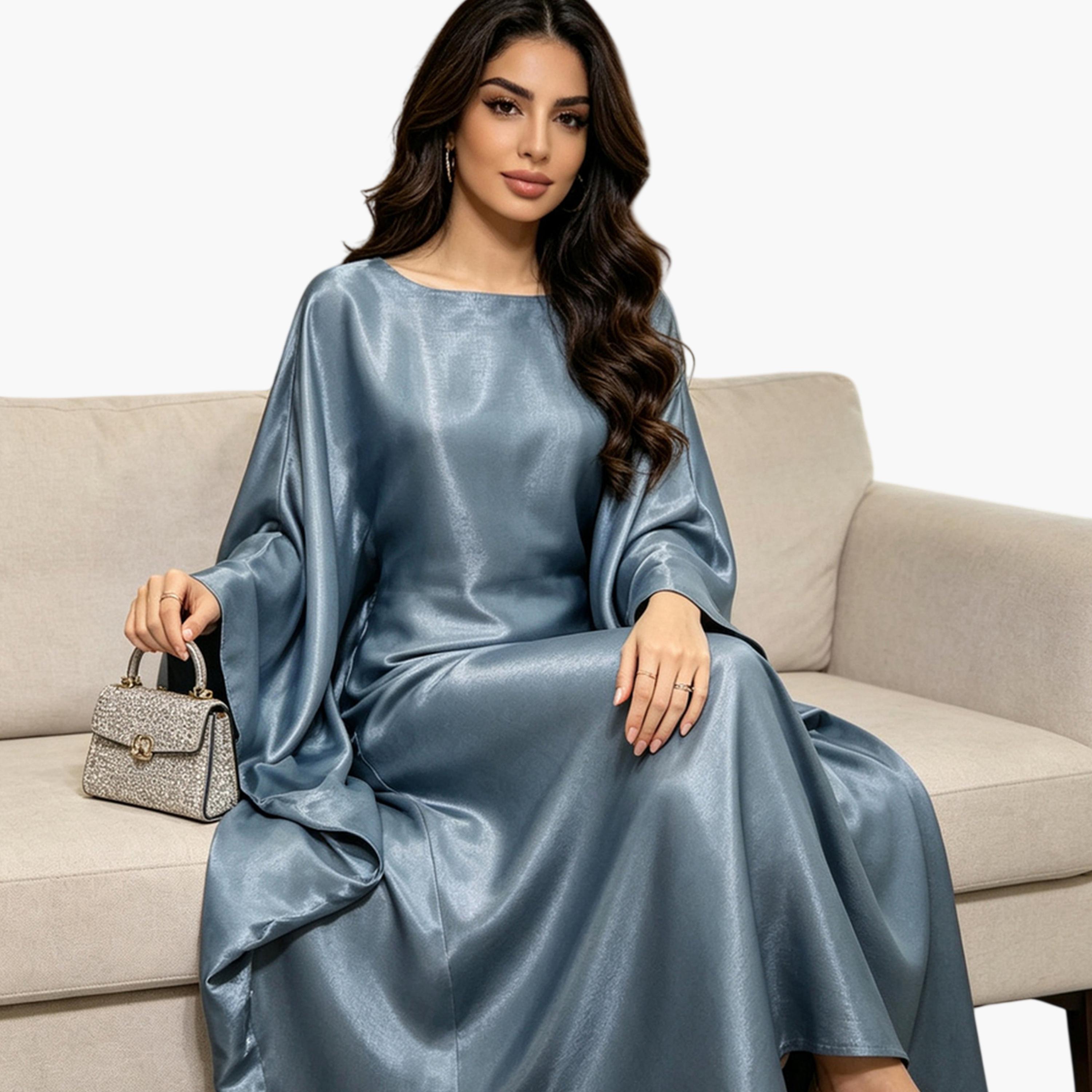 قفطان سادة بحافة واسعة وأكمام خفاش باللون الرمادي-women-arabicclothing-kaftan-image-3