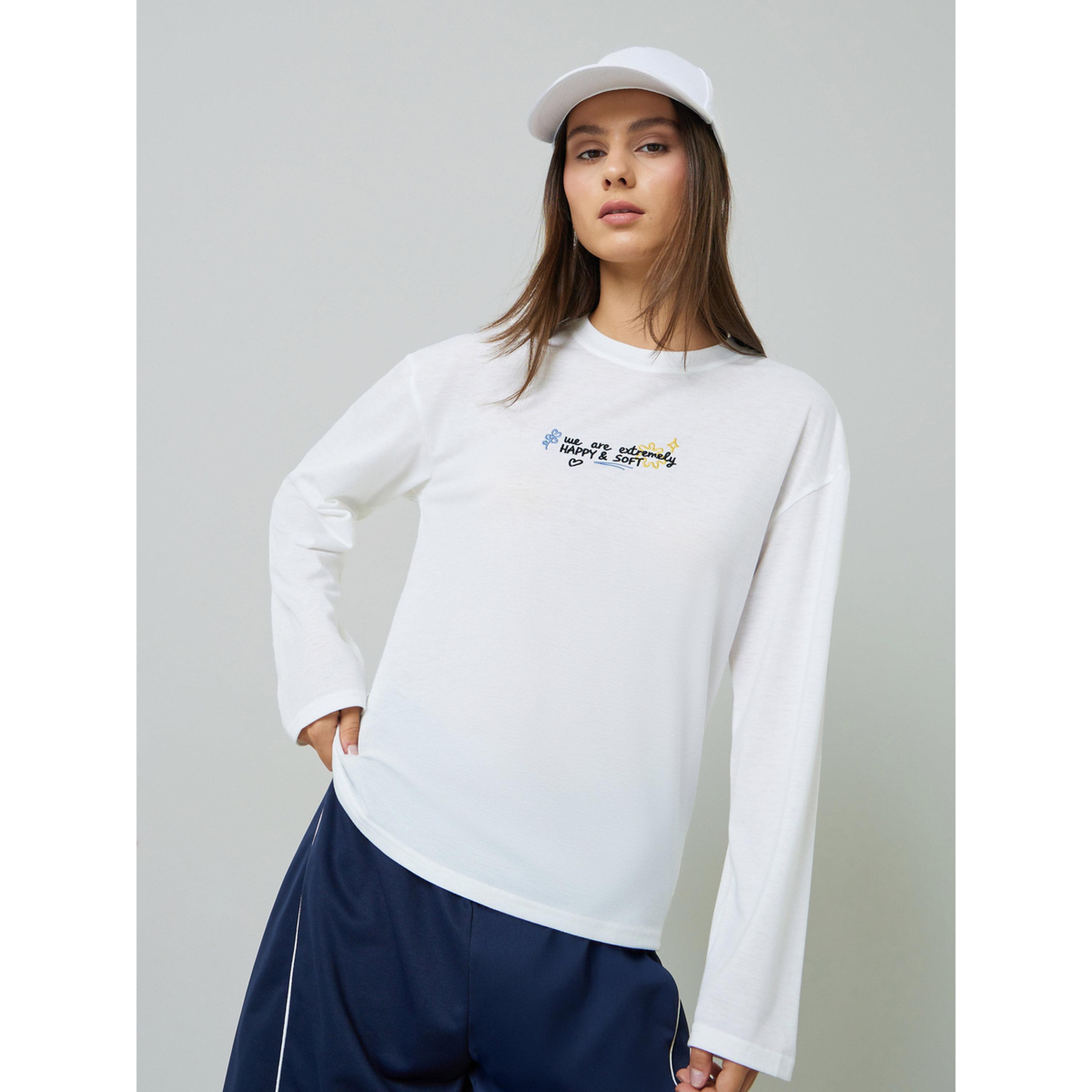 Styli White Embroidered Long Sleeves Regular Fit T-Shirt-women-clothing-tshirts-image-4