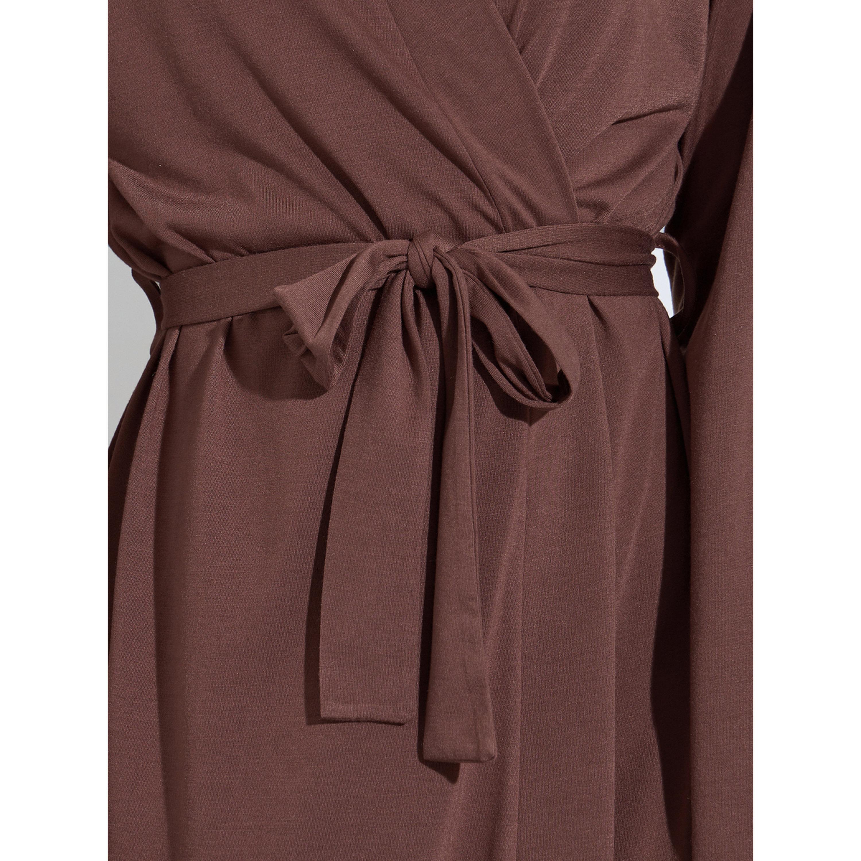 روب طويل سادة بأكمام طويلة برباط باللون البني-women-clothing-nightwear-robes-image-5