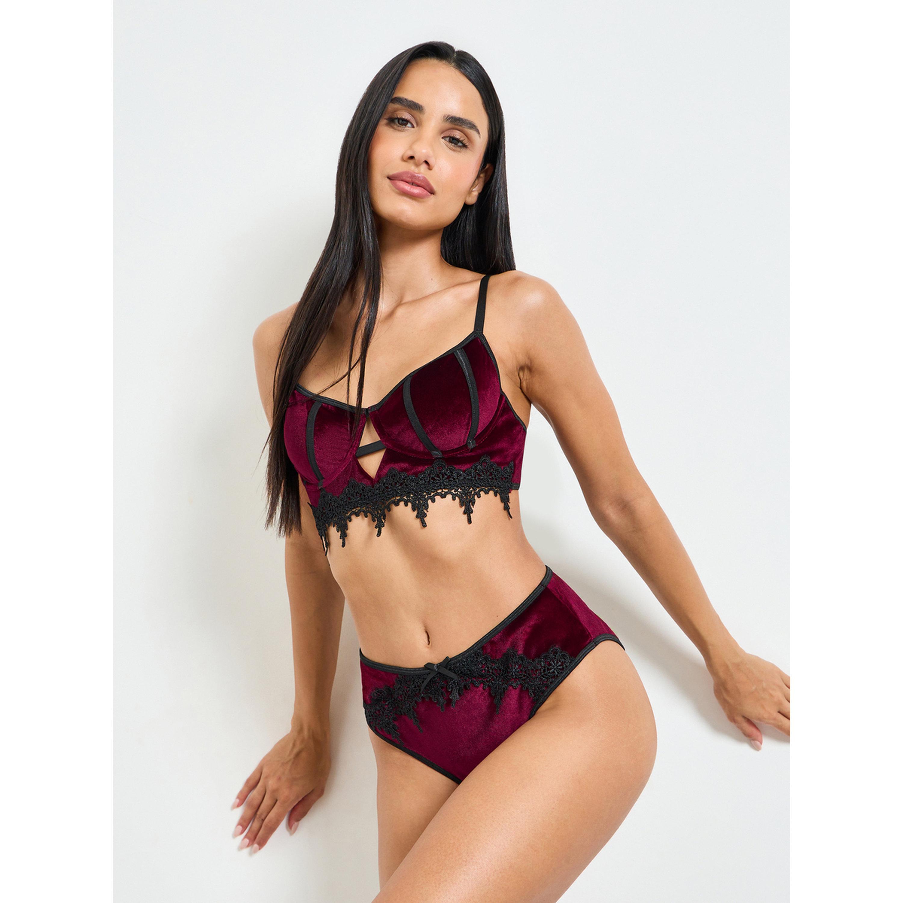طقم لانجري دانتيل ميدي باللون العنابي-women-clothing-lingerie-lingeriesets-image-1