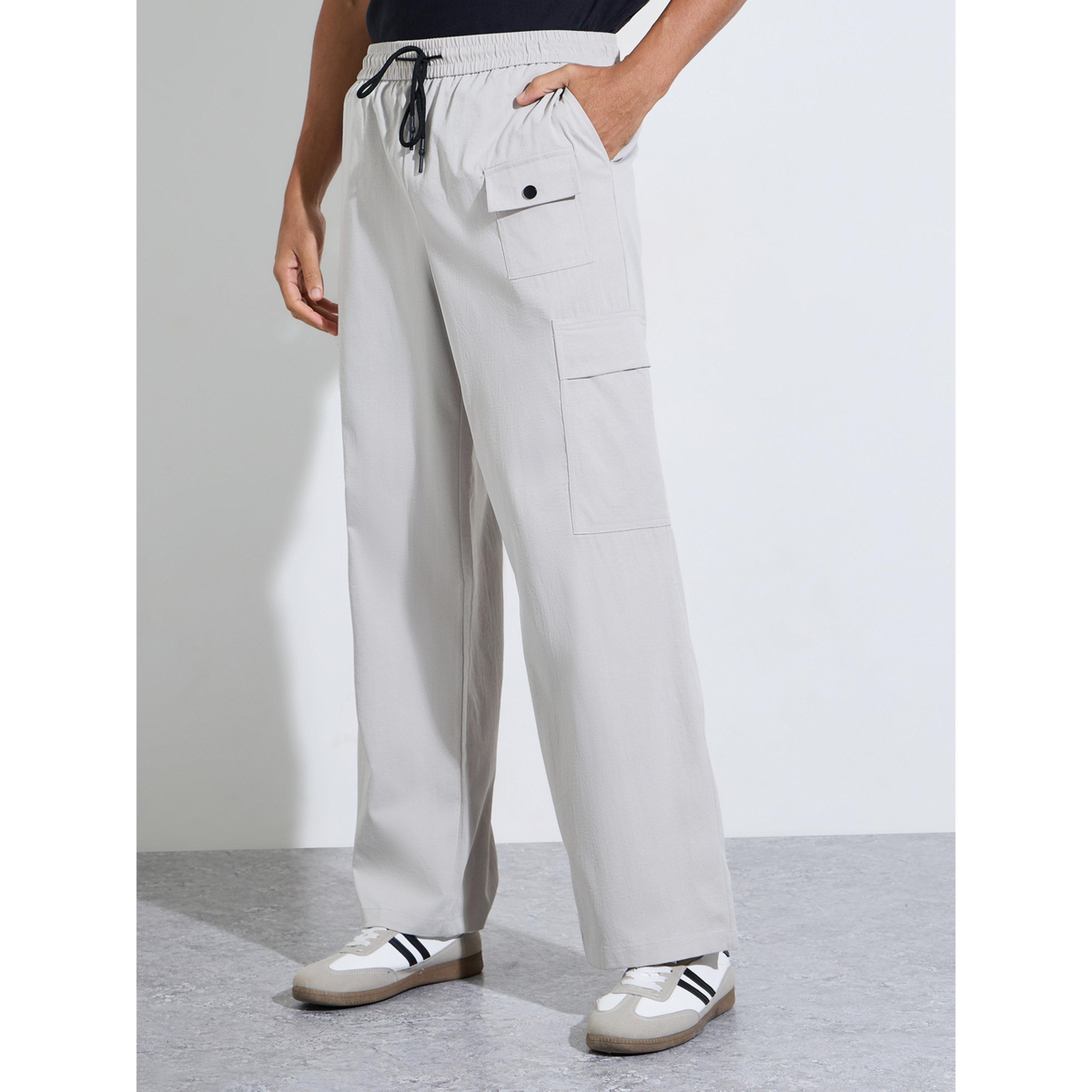 تيك تو - بنطال رجالي سادة بجيوب جانبية ورباط-men-clothing-joggers-image-1