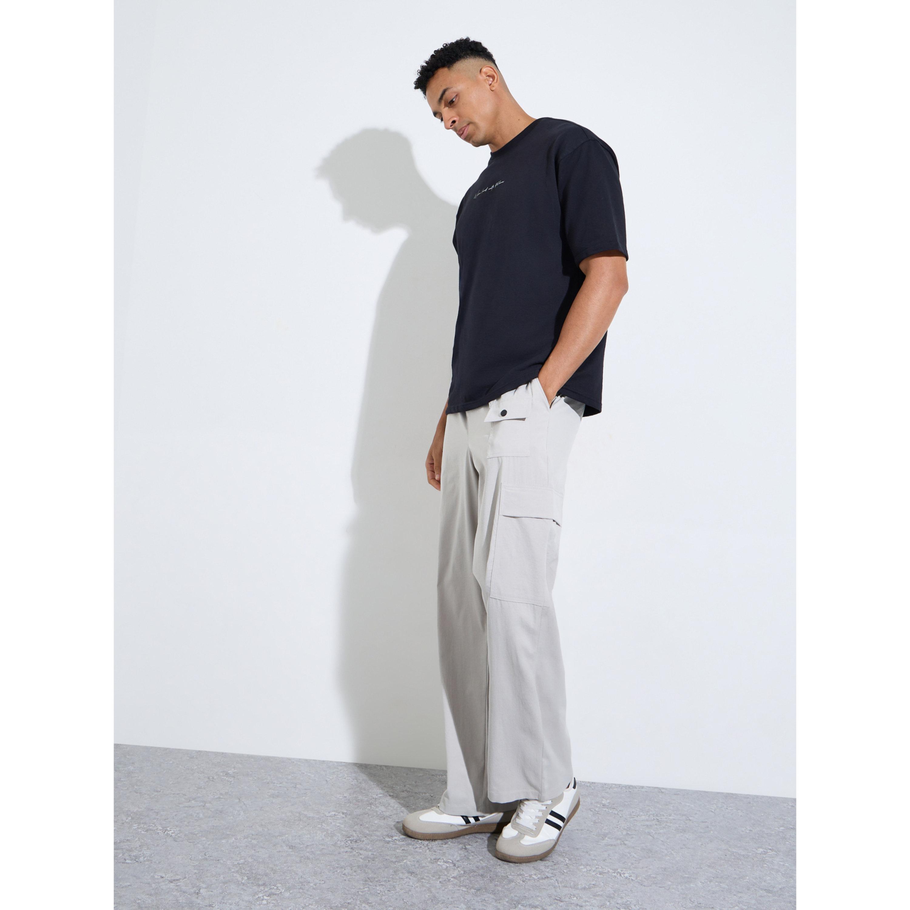 تيك تو - بنطال رجالي سادة بجيوب جانبية ورباط-men-clothing-joggers-image-2