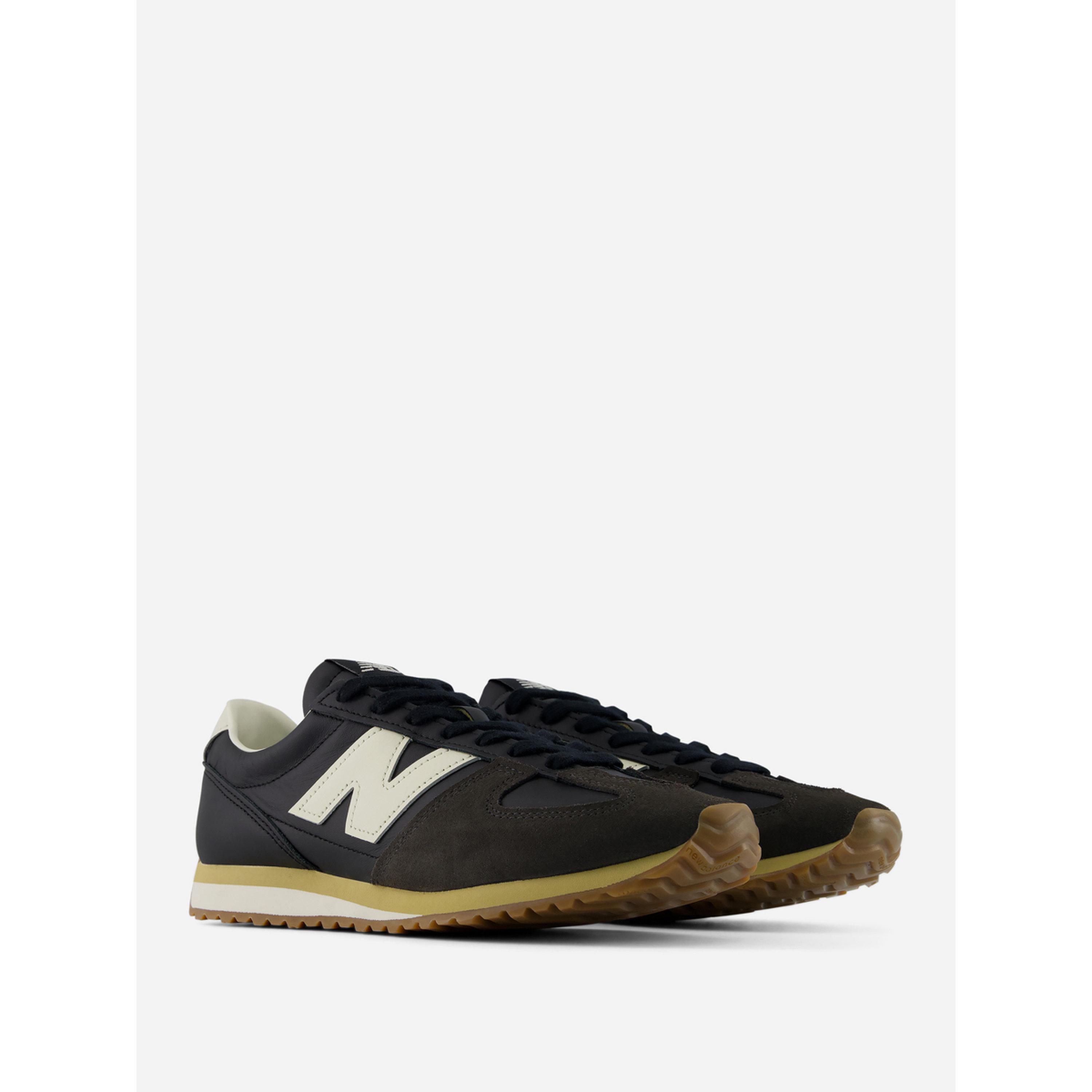 New Balance Black 471 Sneakers-women-shoes-sneakers-image-1
