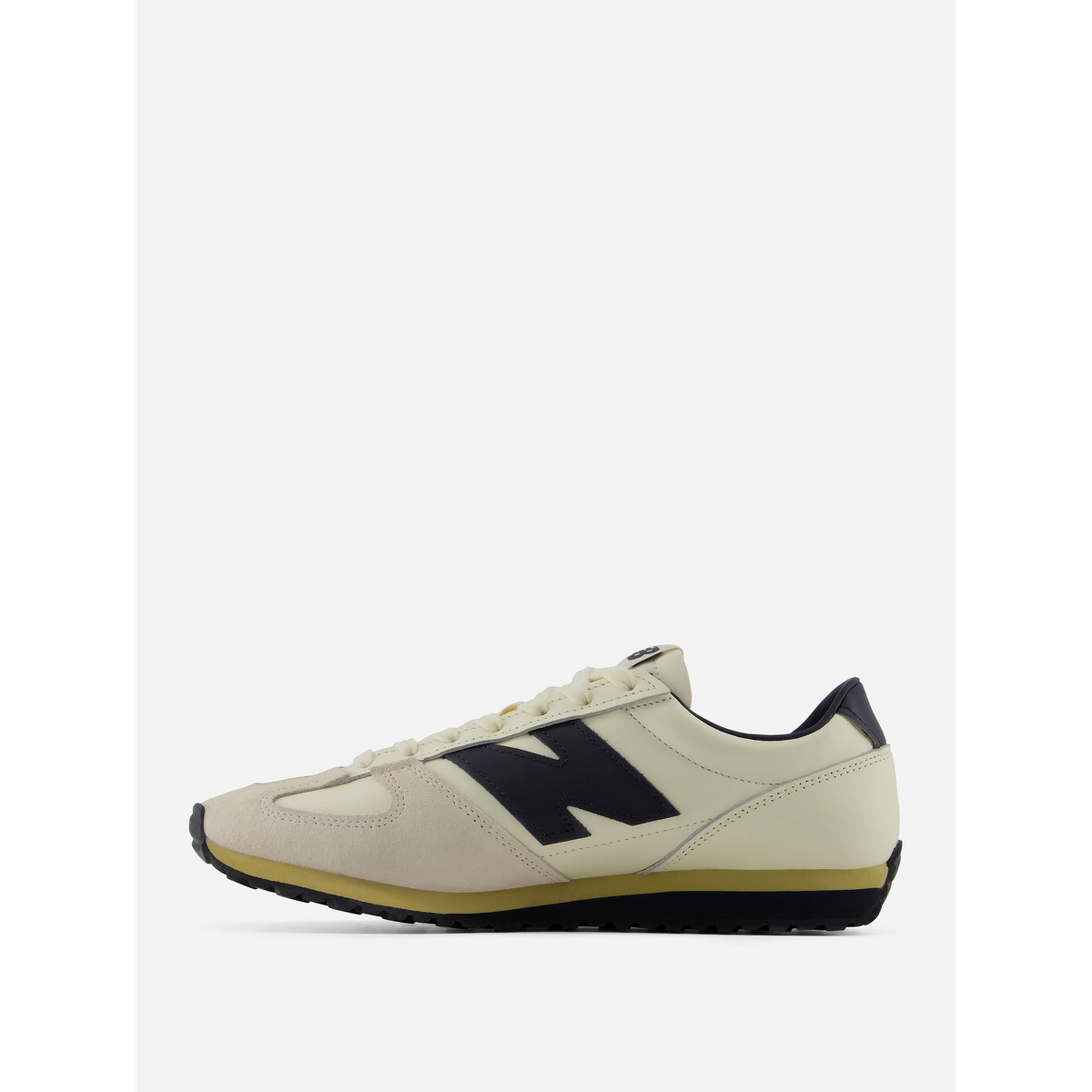 New Balance Beige 471 Sneakers-women-shoes-sneakers-image-3